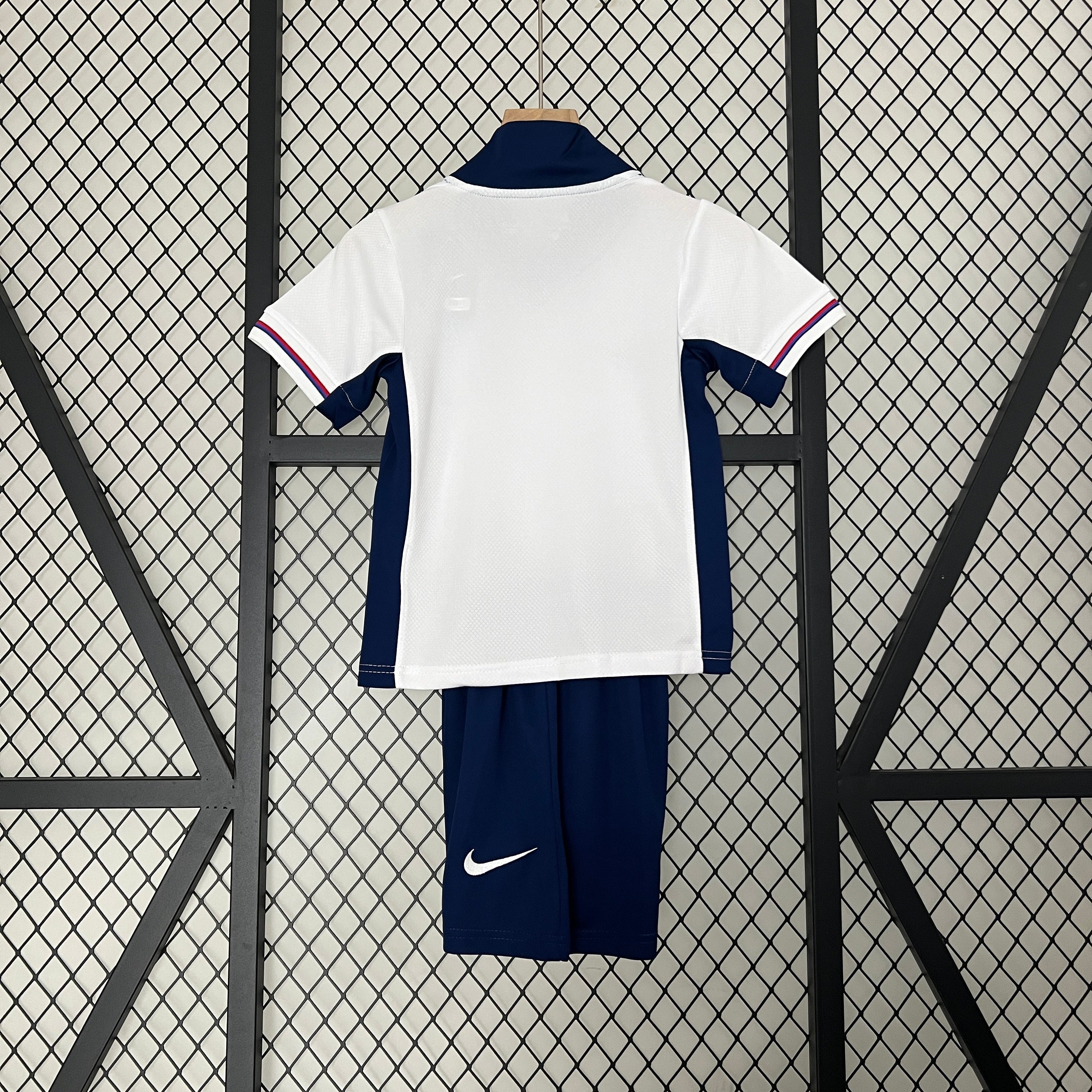 New Conjunto Niño Inglaterra 2024