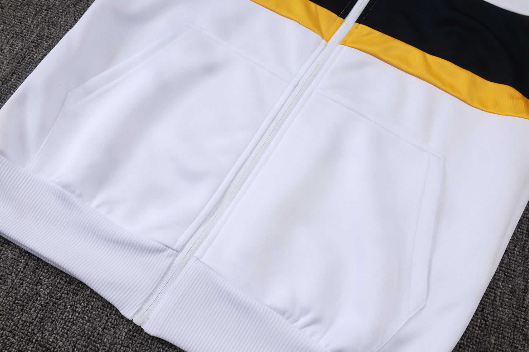 New Real Madrid 2º TrackSuit Complete Cremallera 26/27
