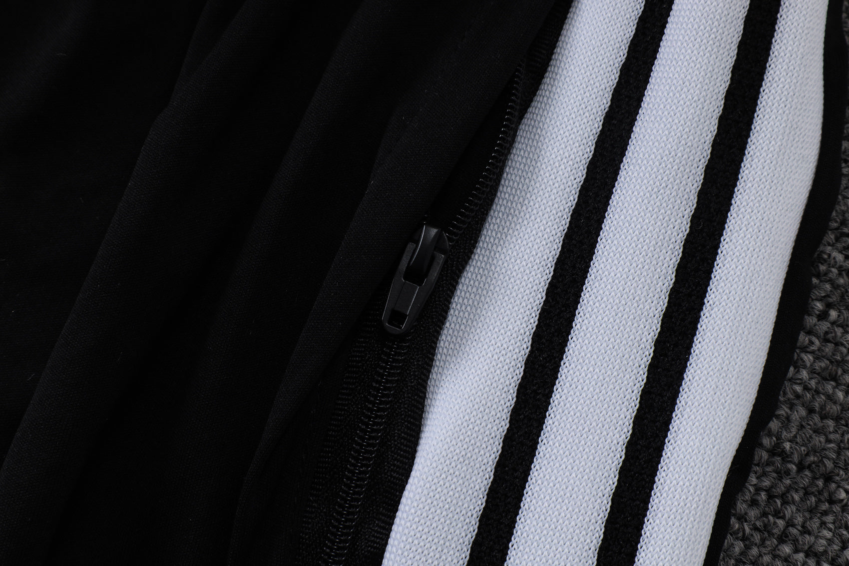 New Real Madrid TrackSuit Corto 25/26