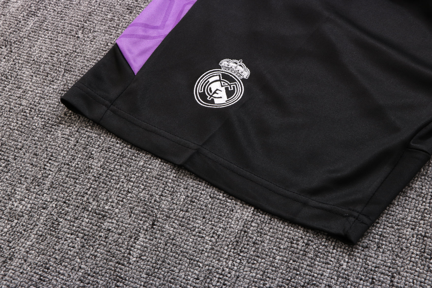 New Real Madrid TrackSuit Corto 2º