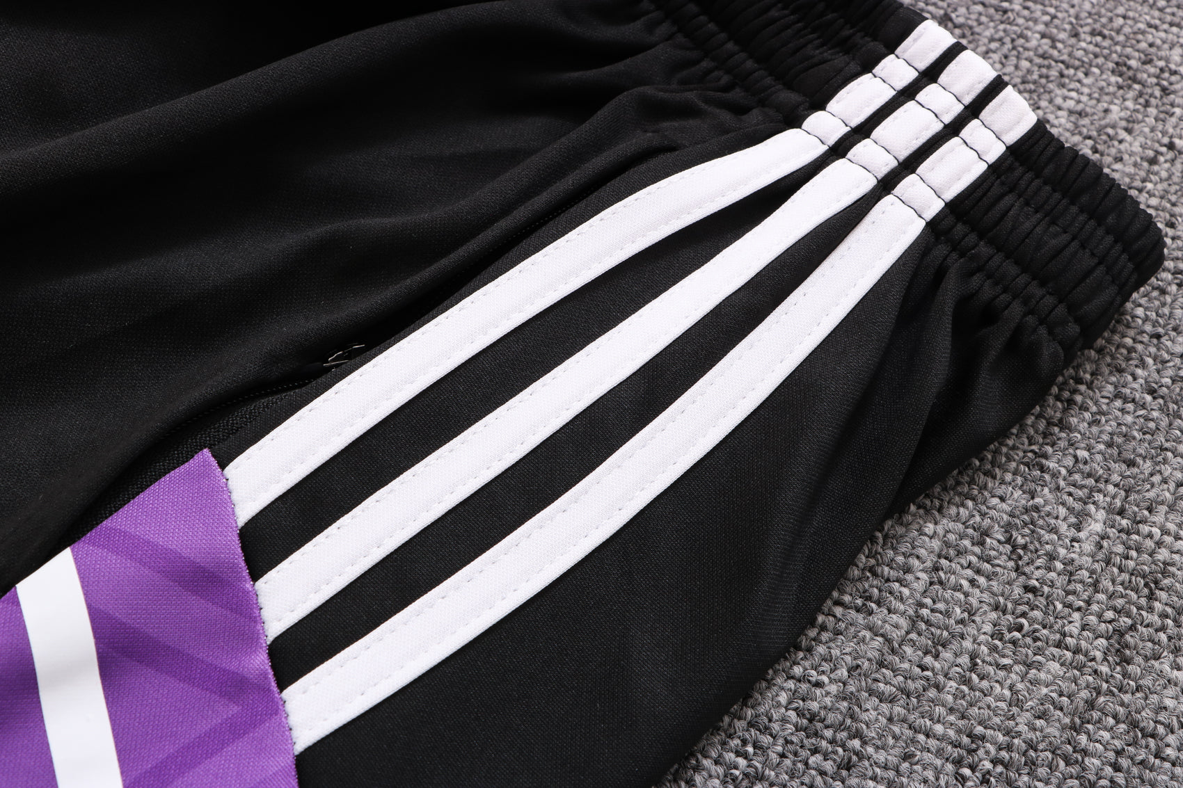 New Real Madrid TrackSuit Corto 2º