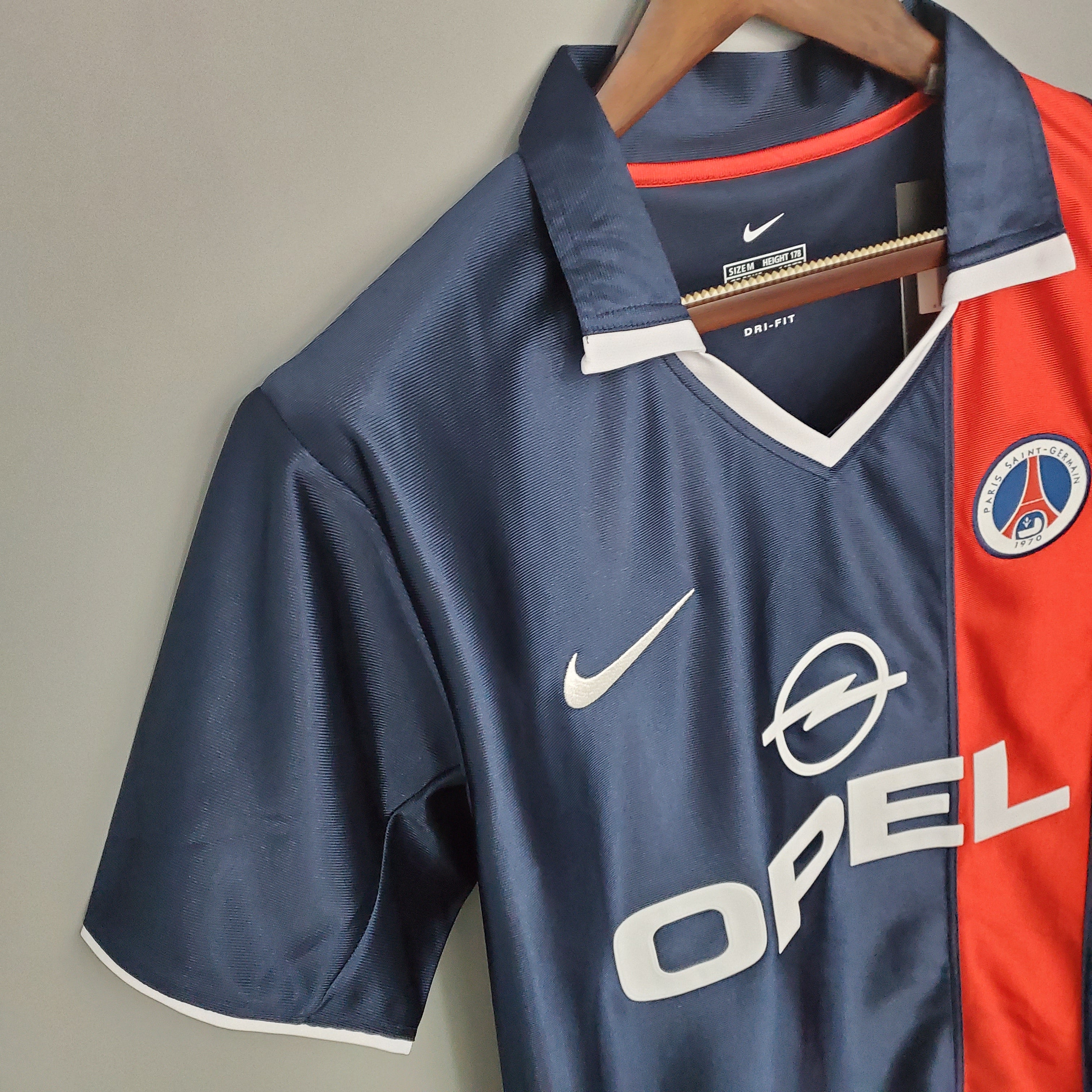 New PSG Retro Shirt 01/02