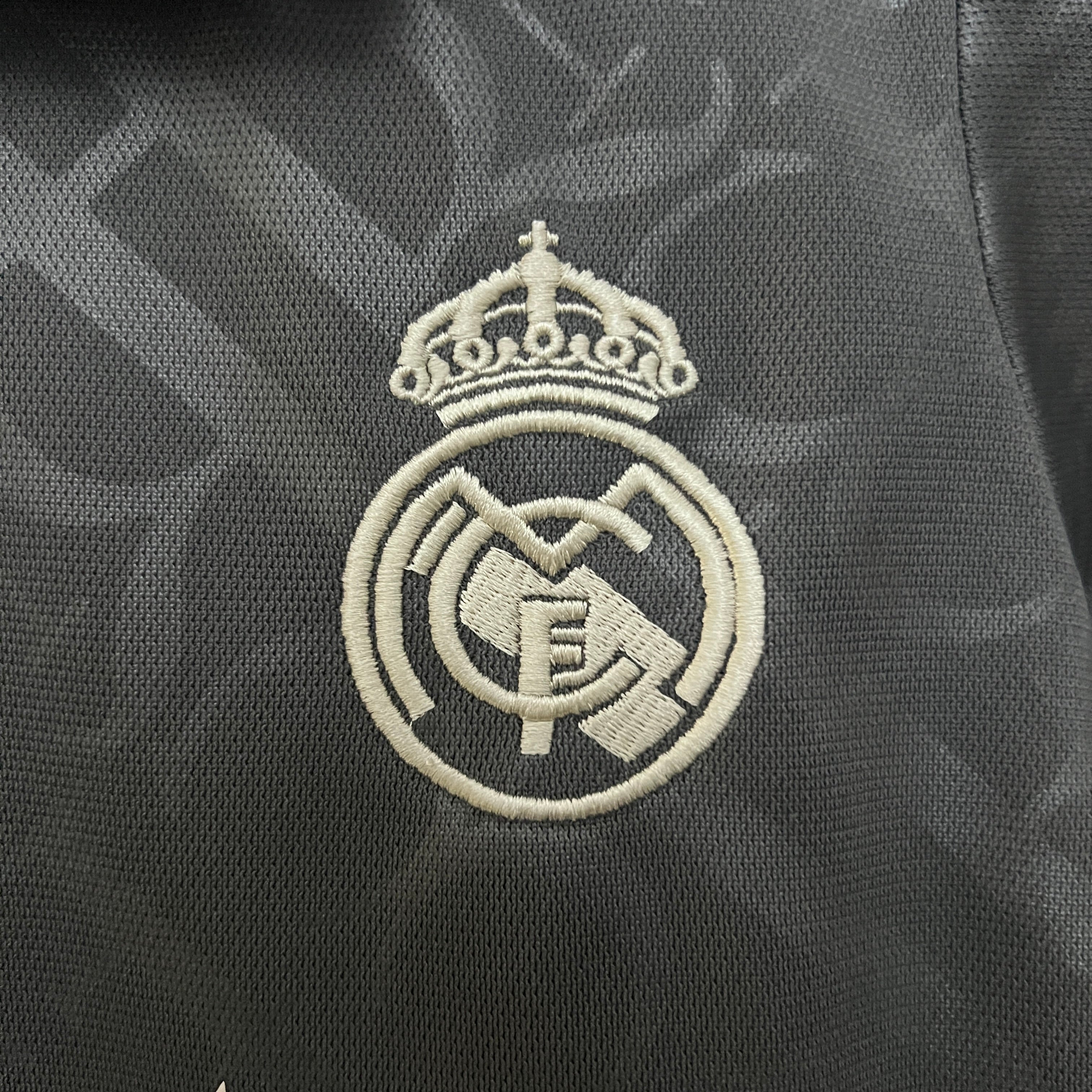 Conjunto Niño Real Madrid 2024/25