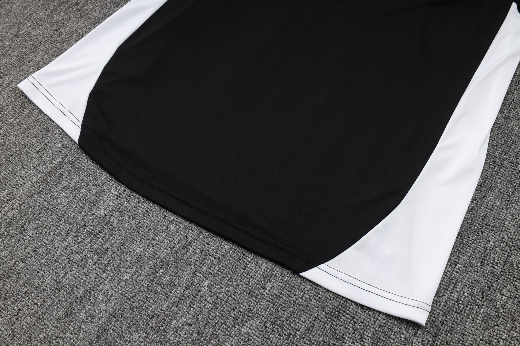New Real Madrid 5º TrackSuit Corto 24/25