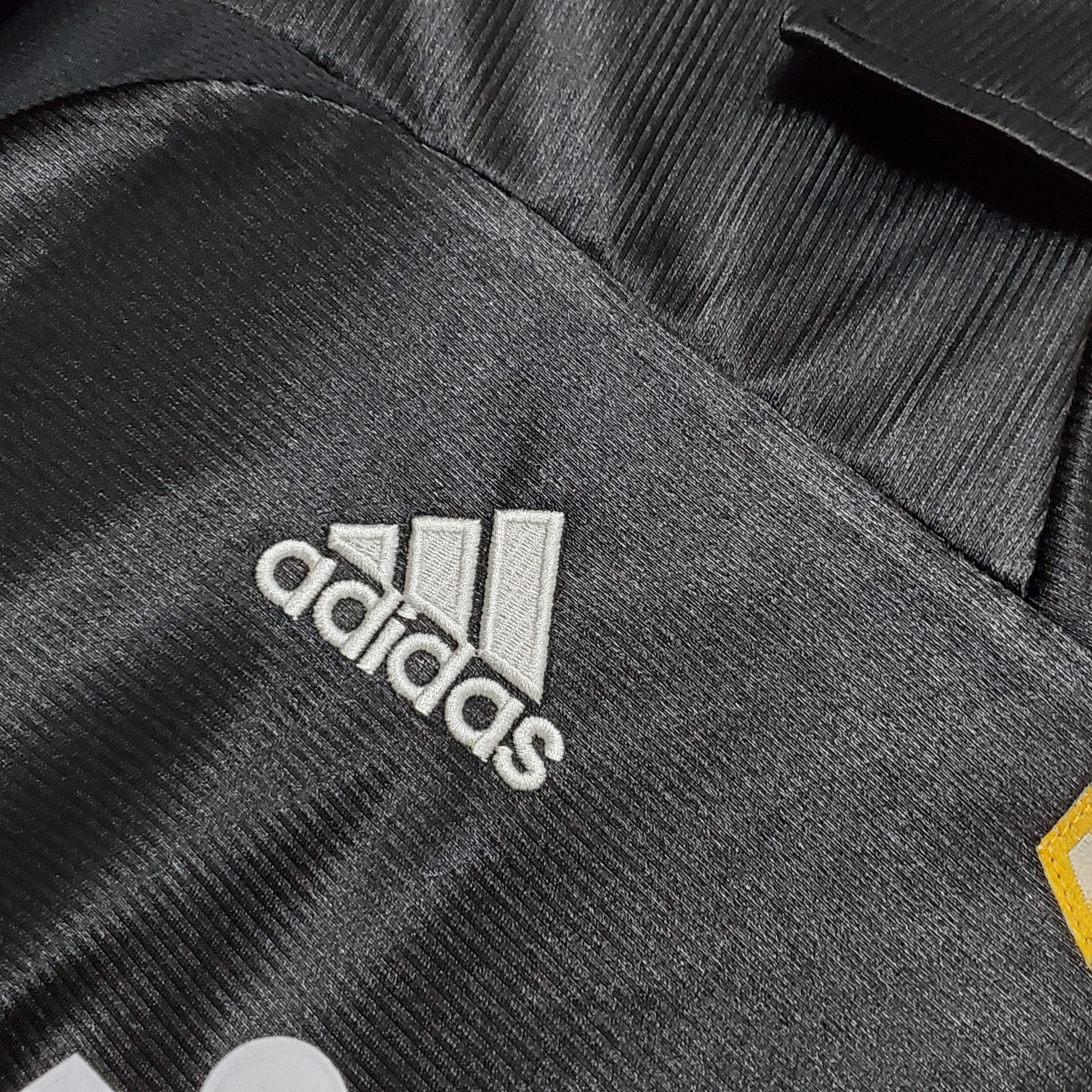 New Retro Real Madrid Shirt 98/00