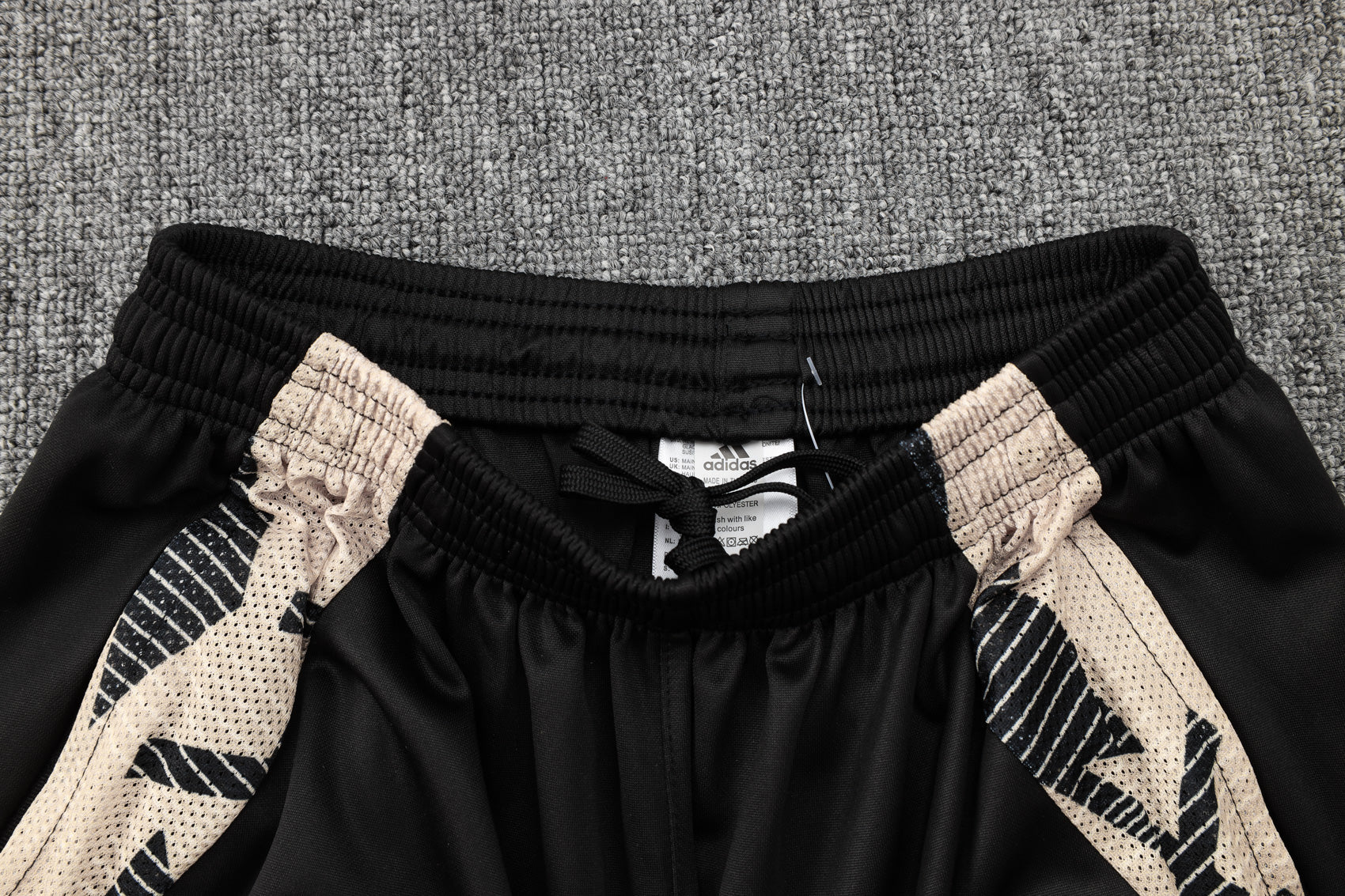New Real Madrid 8º TrackSuit Corto 24/25