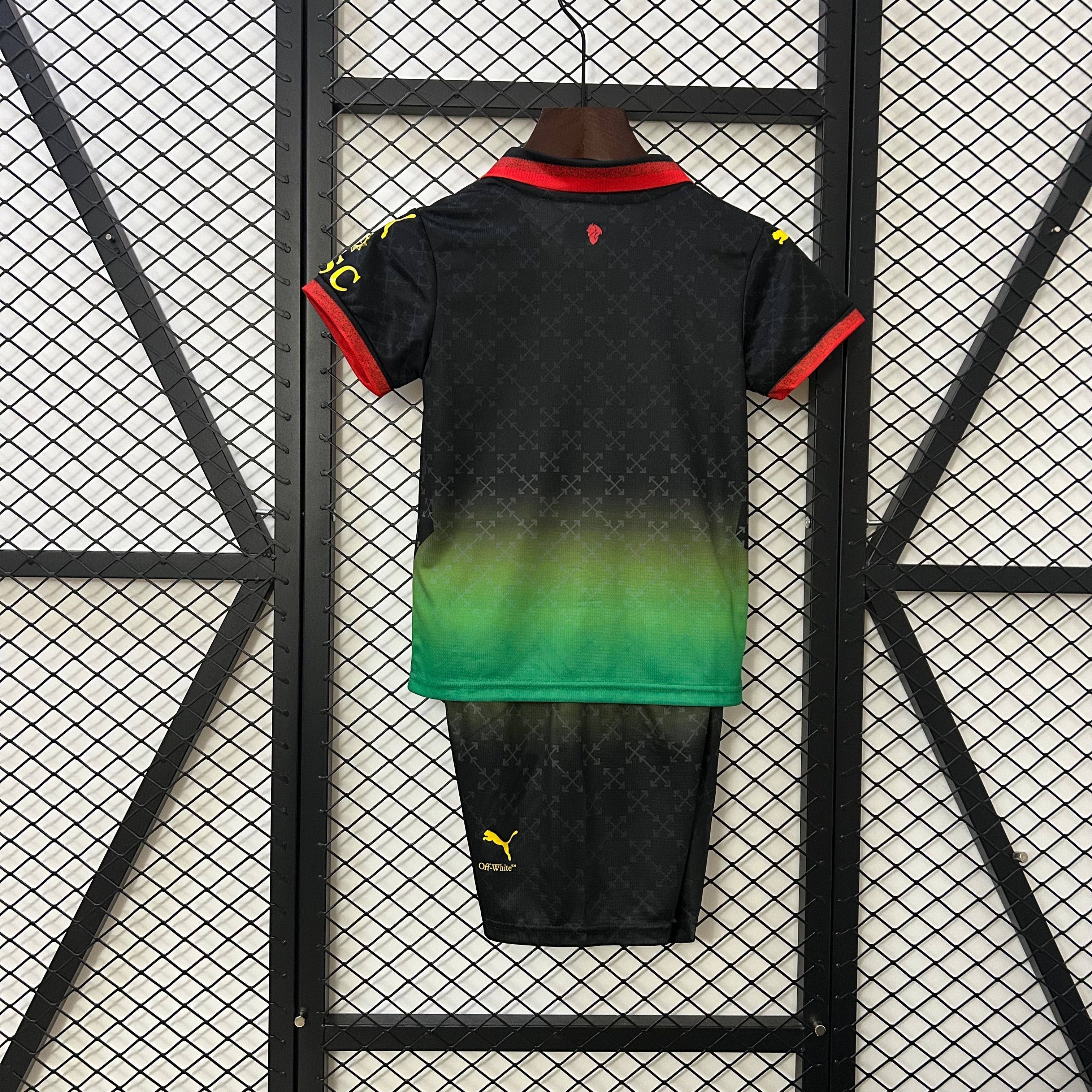 New Conjunto Niño AC Milan Special Edition 25/26