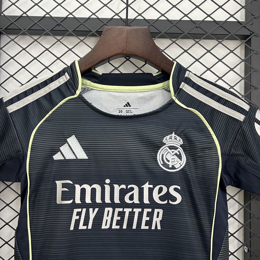 New Conjunto Niño Real Madrid Away 25/26