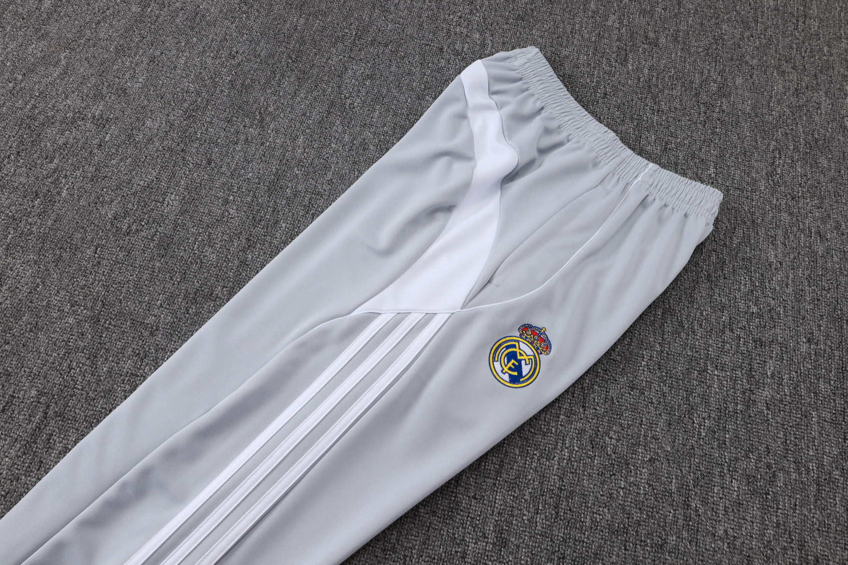 New Real Madrid TrackSuit Complete 1º 25/26