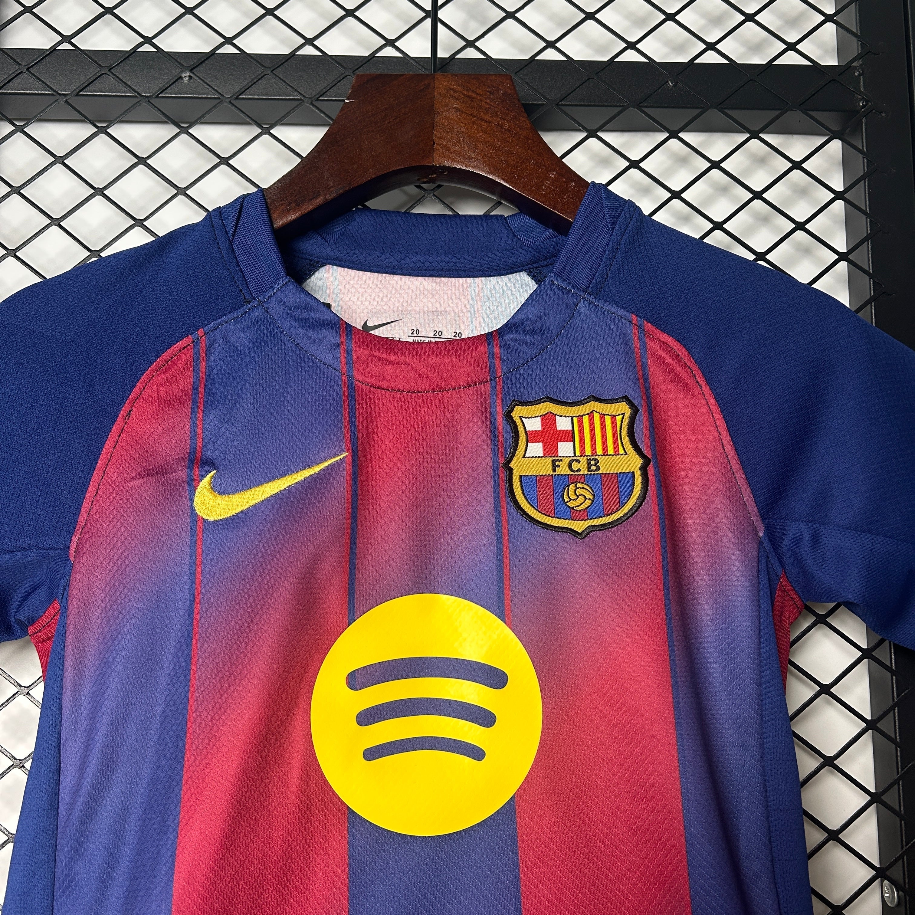 New Conjunto Niño FC Barcelona Home 25/26
