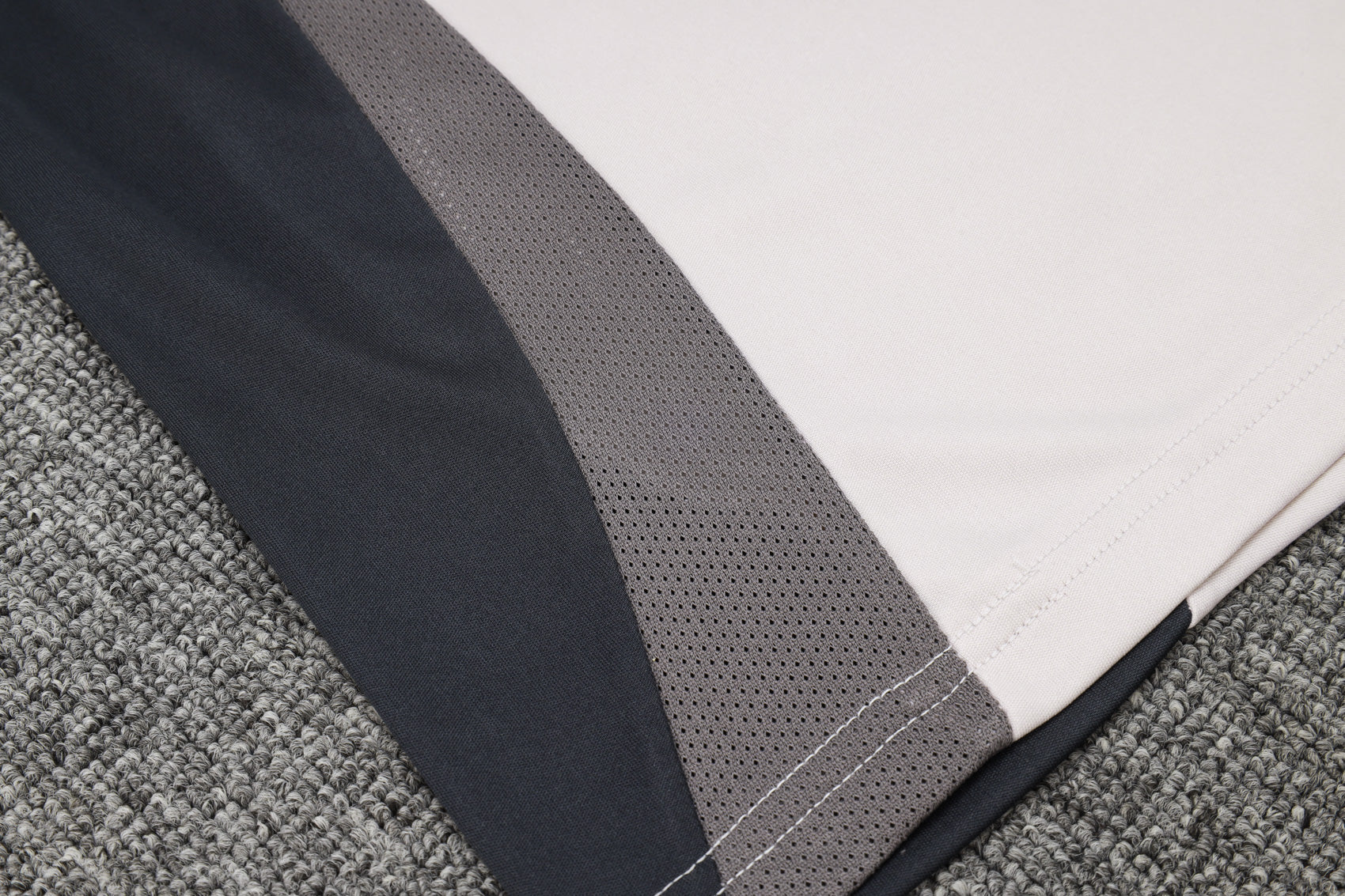 New Real Madrid 7º TrackSuit Corto 24/25
