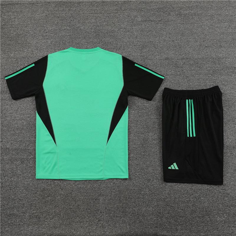 New Real Madrid TrackSuit Corto 24/25 2º