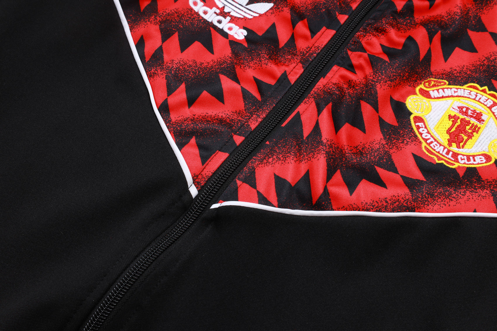 New Manchester United TrackSuit Complete 25/26