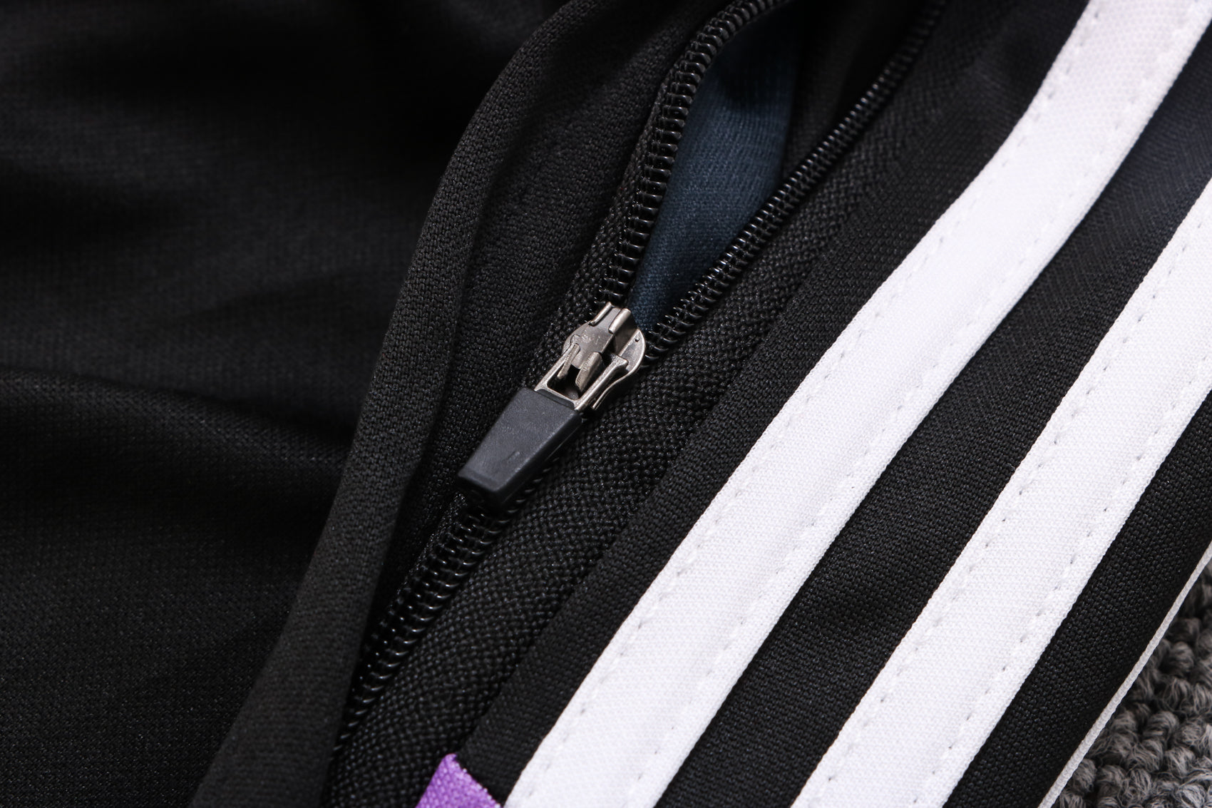 New Real Madrid TrackSuit Corto 2º