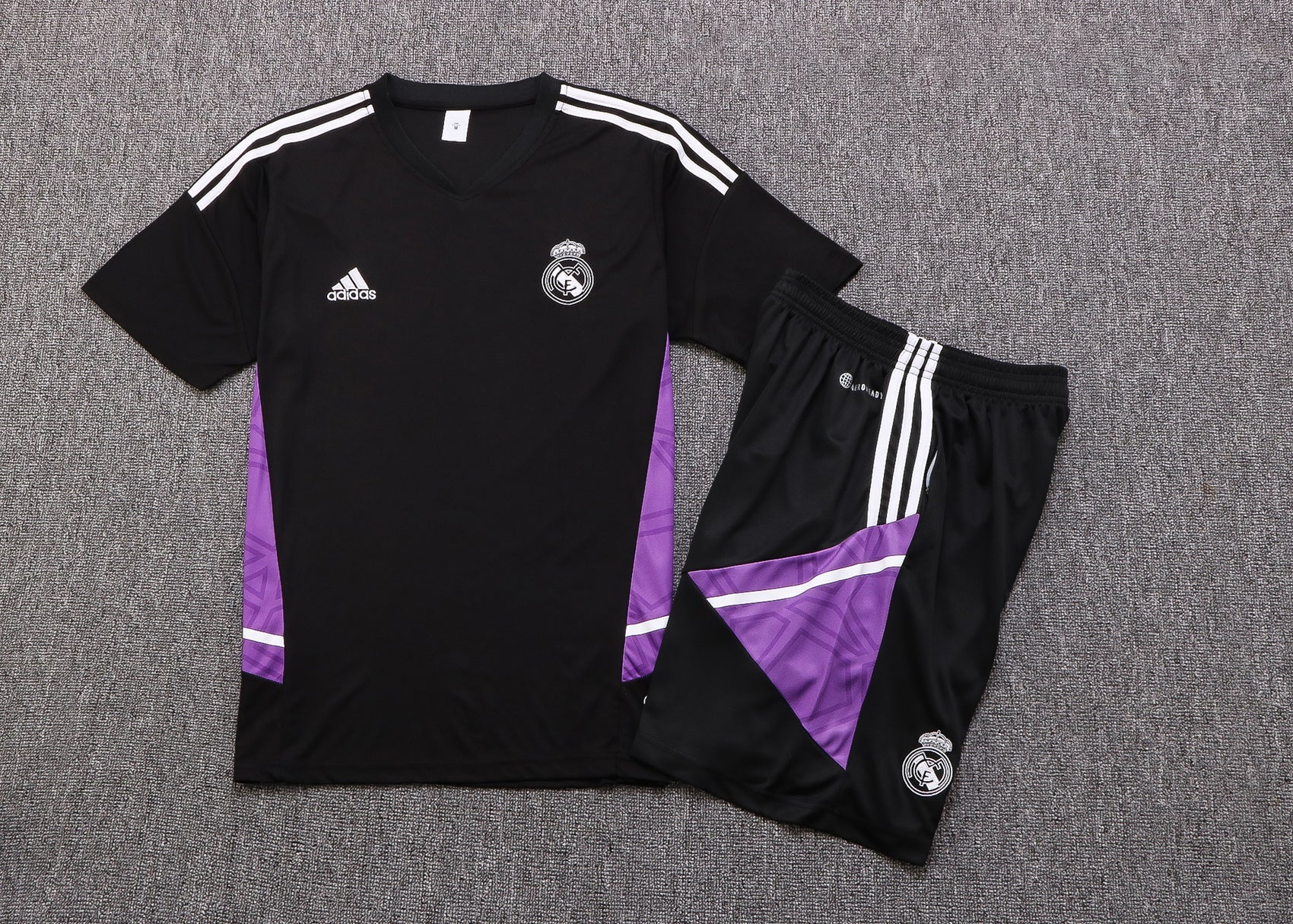 New Real Madrid TrackSuit Corto 2º