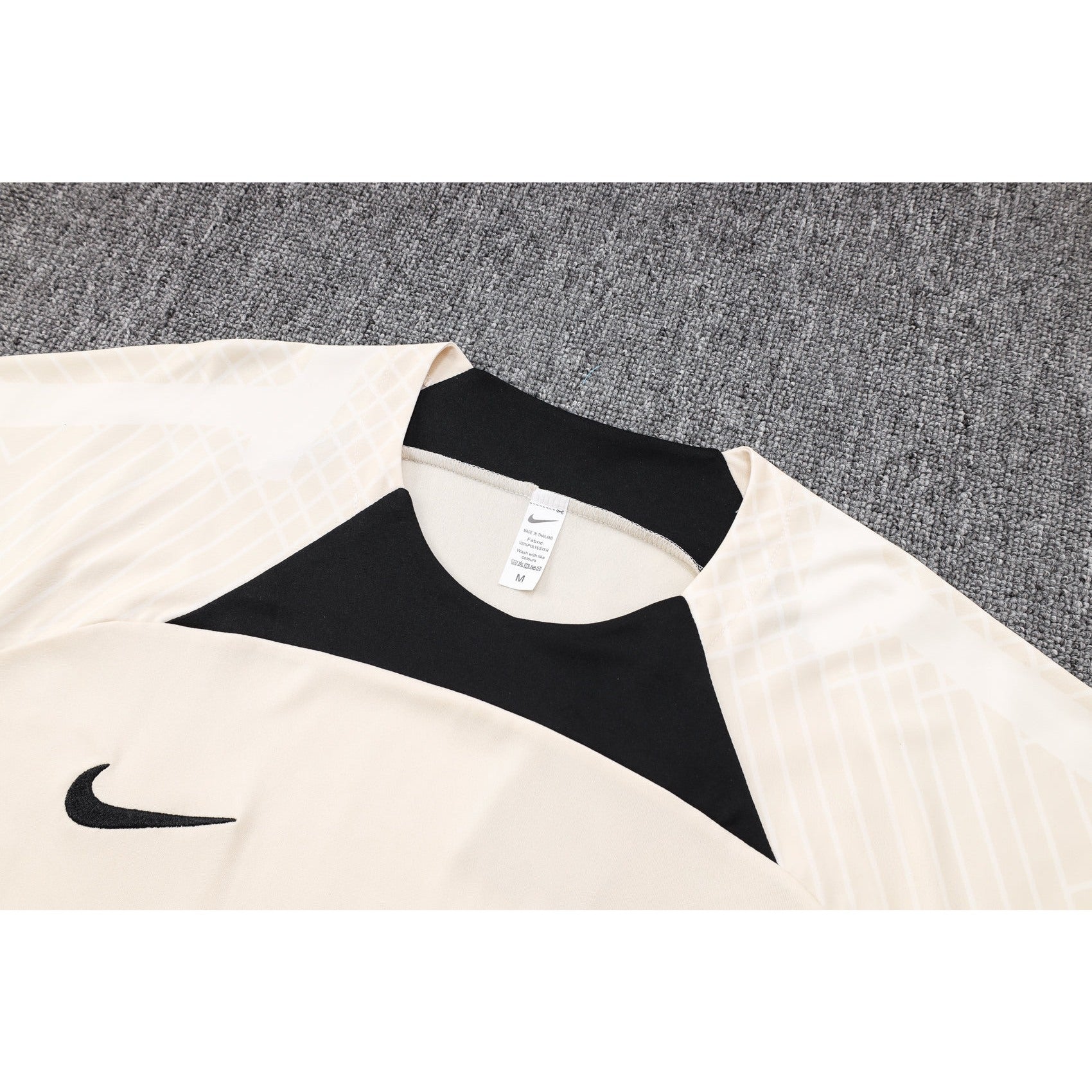 New Paris Saint-Germain TrackSuit Corto 3º (PSG)