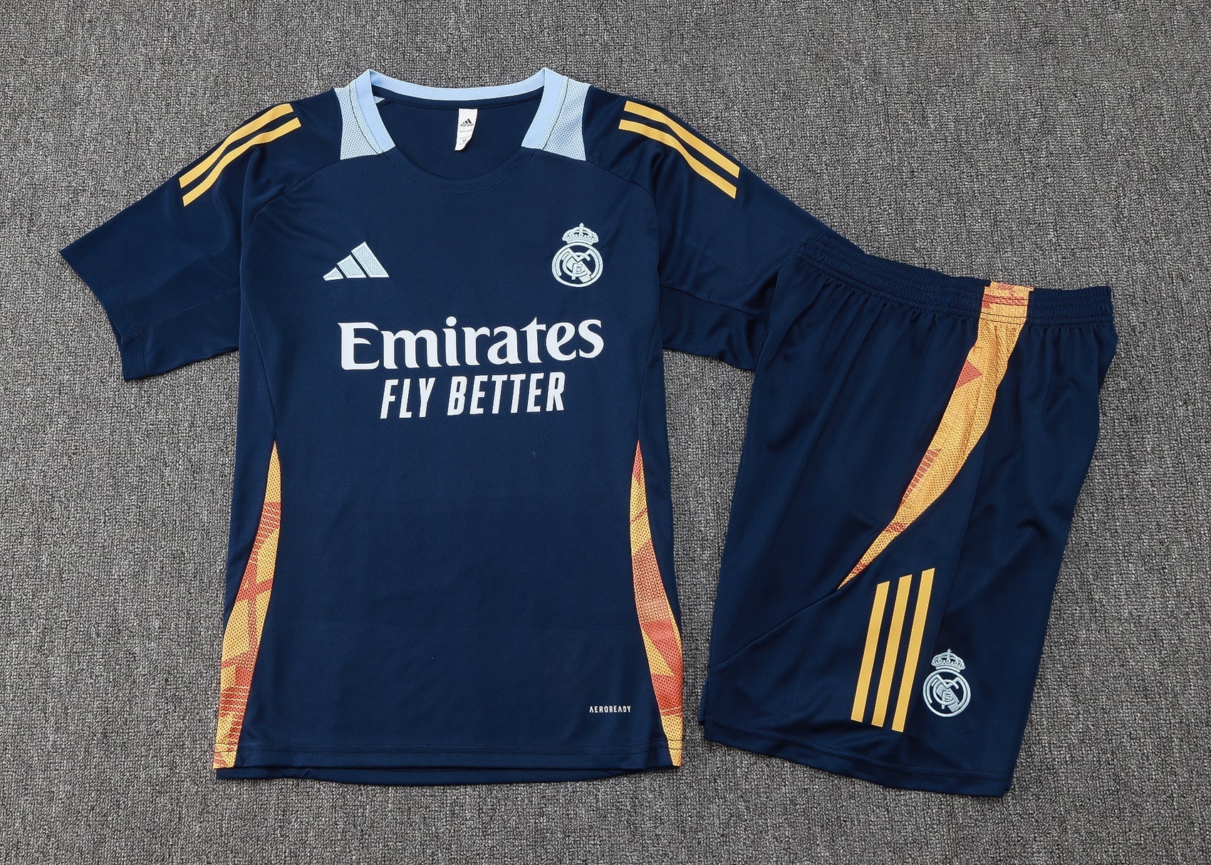 New Real Madrid 6º TrackSuit Corto 24/25