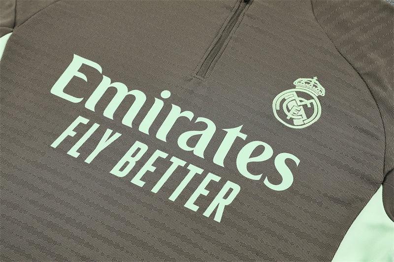 New Real Madrid TrackSuit Complete 25/26 3º