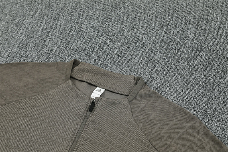 New Real Madrid TrackSuit Complete 25/26 3º