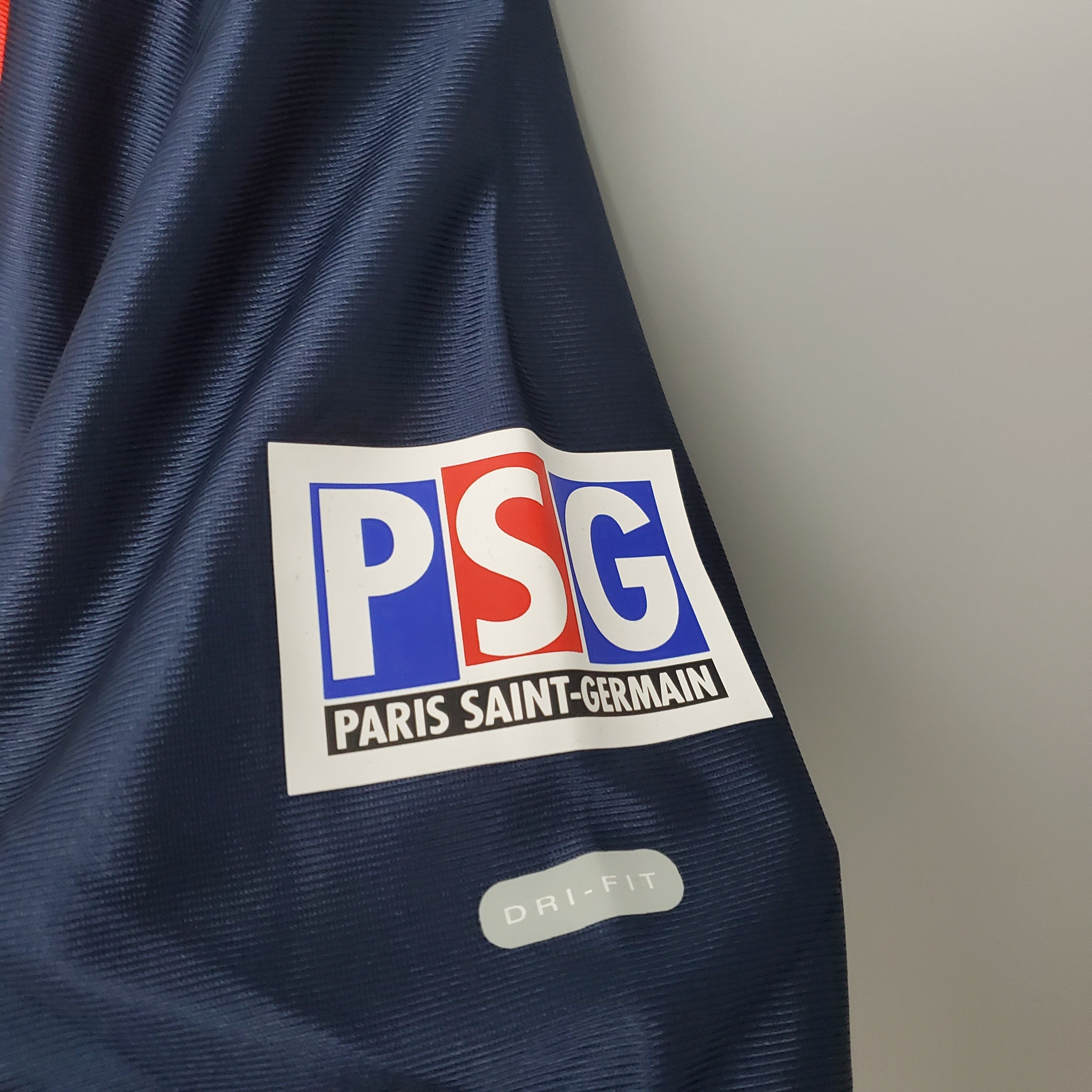 New PSG Retro Shirt 01/02