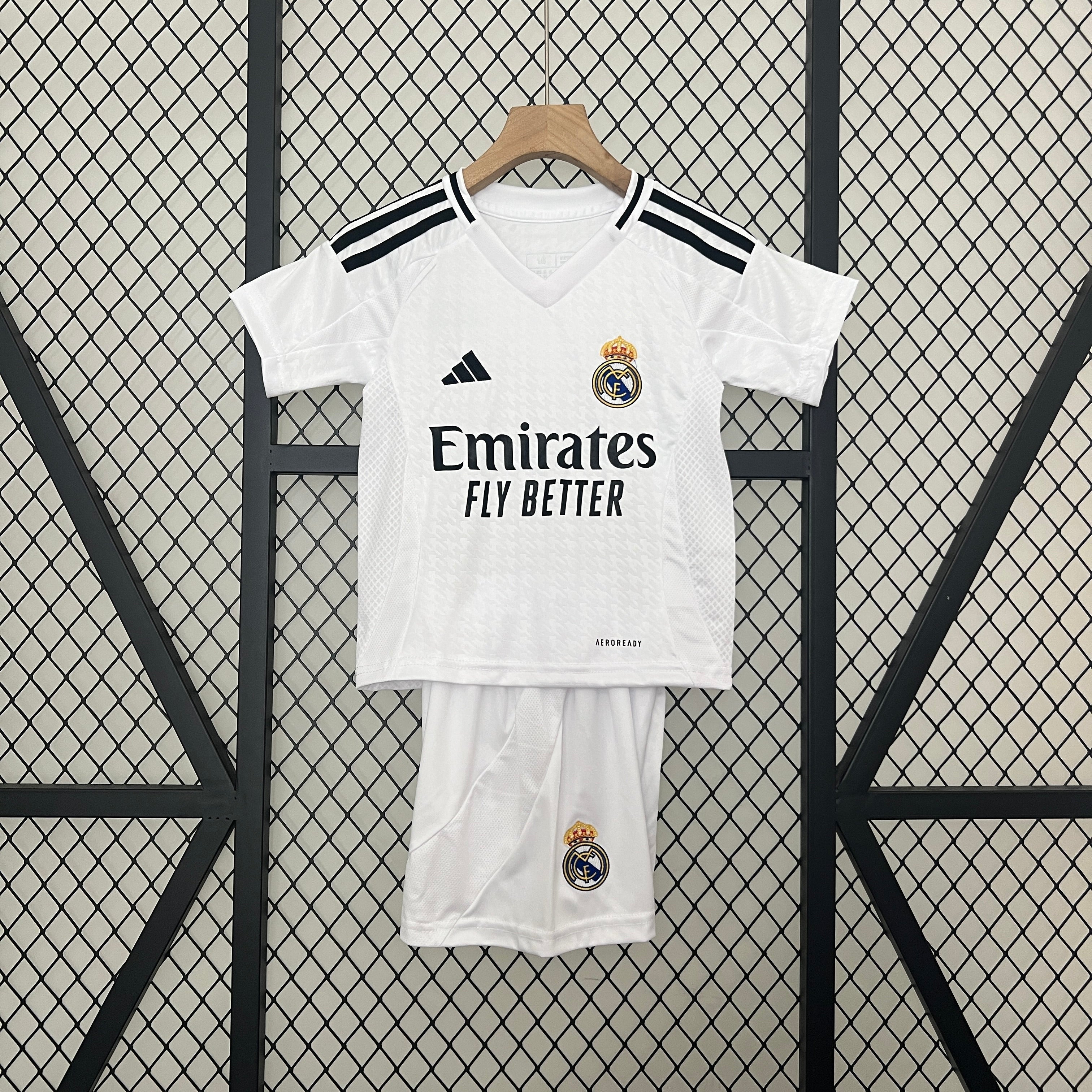 Conjunto Niño Real Madrid Home 2024/25