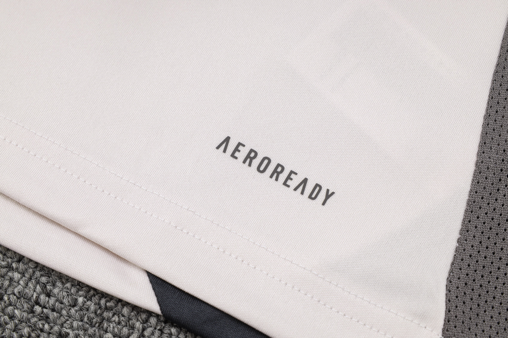 New Real Madrid 7º TrackSuit Corto 24/25