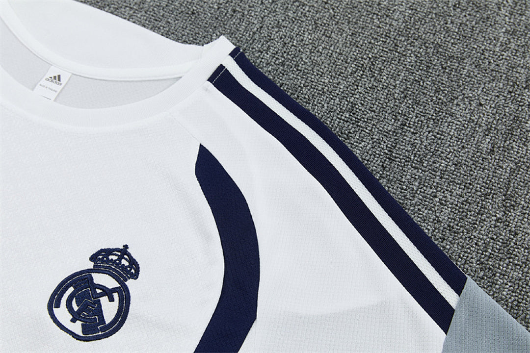 New Real Madrid TrackSuit Corto 25/26