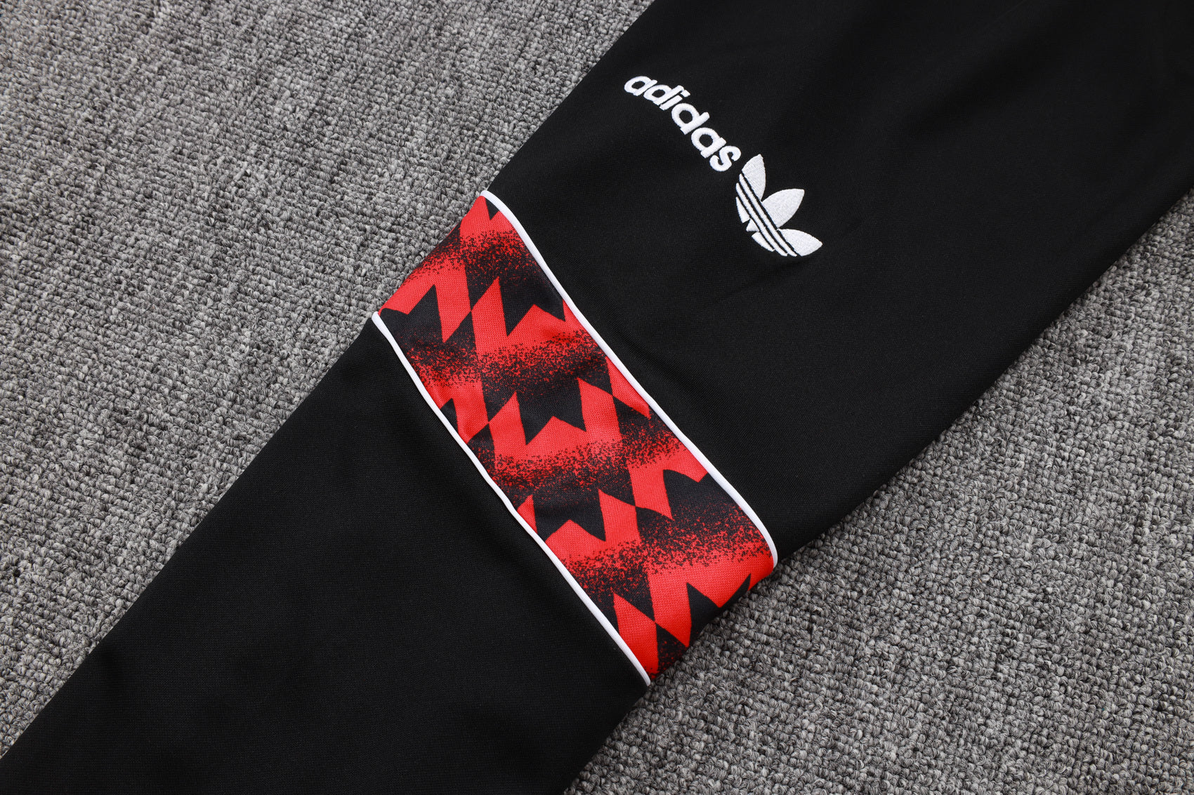 New Manchester United TrackSuit Complete 25/26