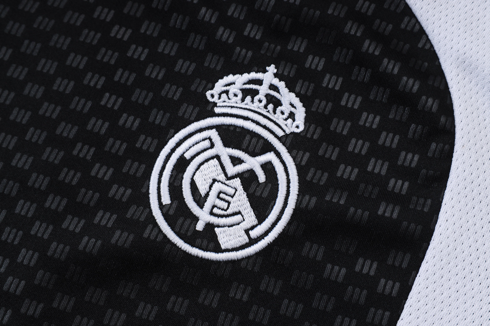 New Real Madrid TrackSuit Corto 25/26