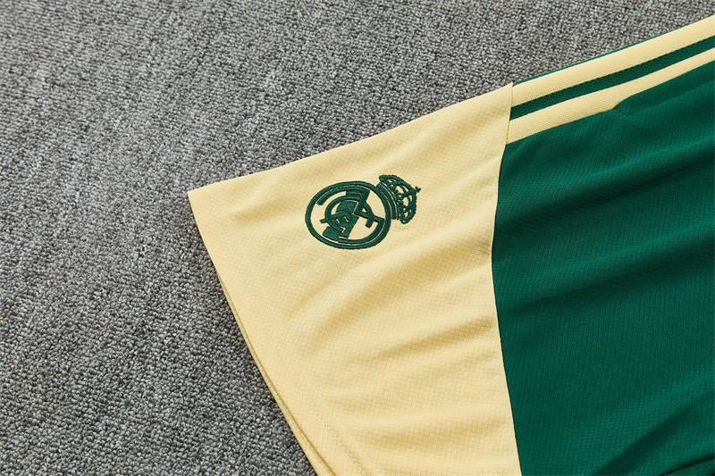 New Real Madrid TrackSuit Corto Special Edition 25/26