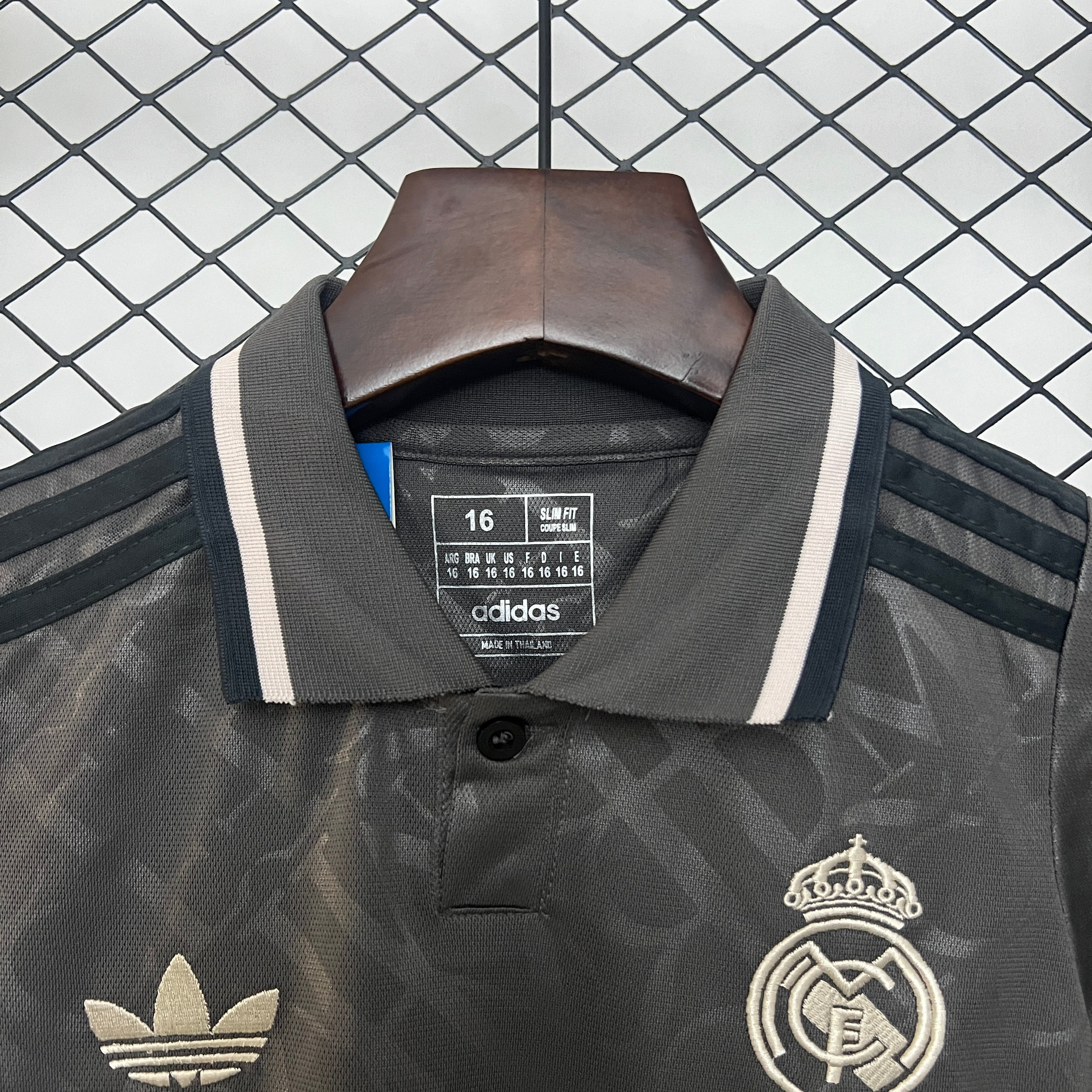 Conjunto Niño Real Madrid 2024/25