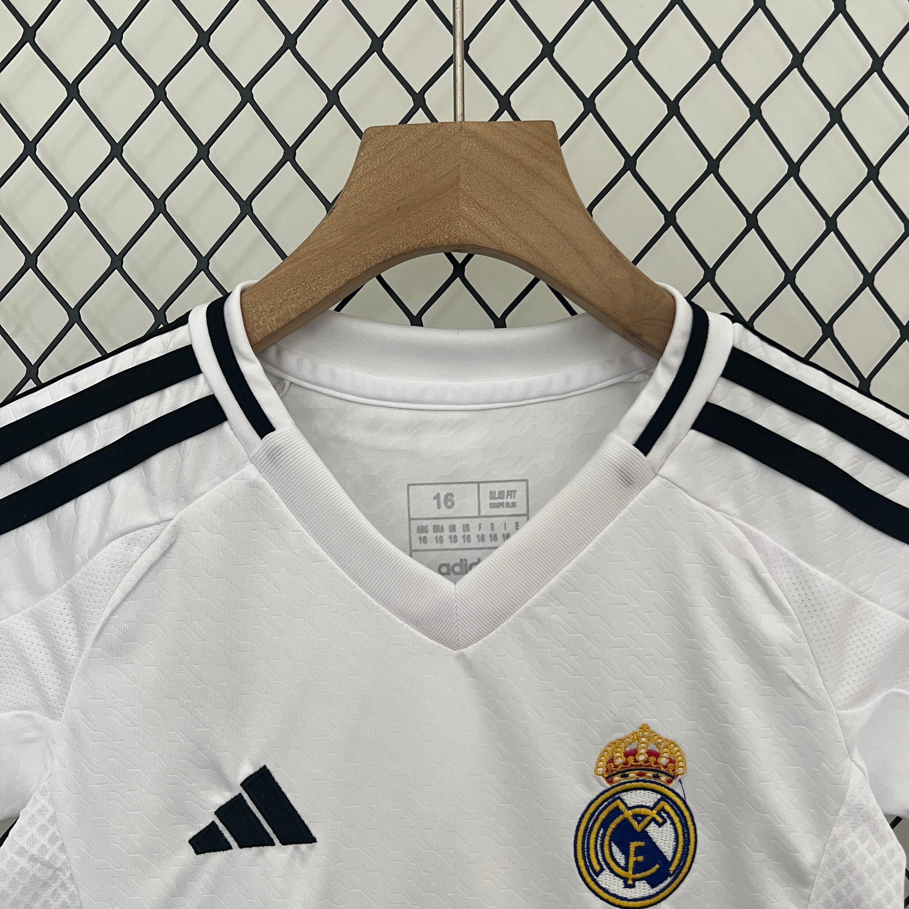 Conjunto Niño Real Madrid Home 2024/25