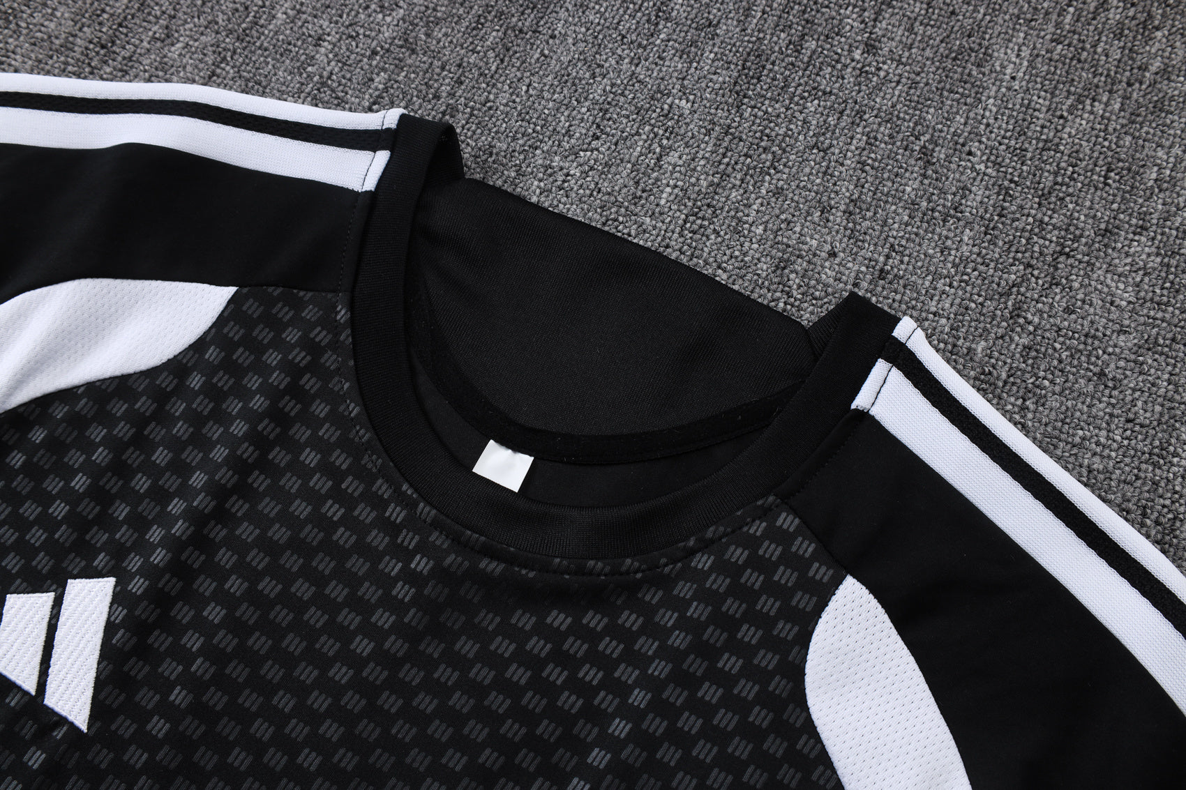 New Real Madrid TrackSuit Corto 25/26