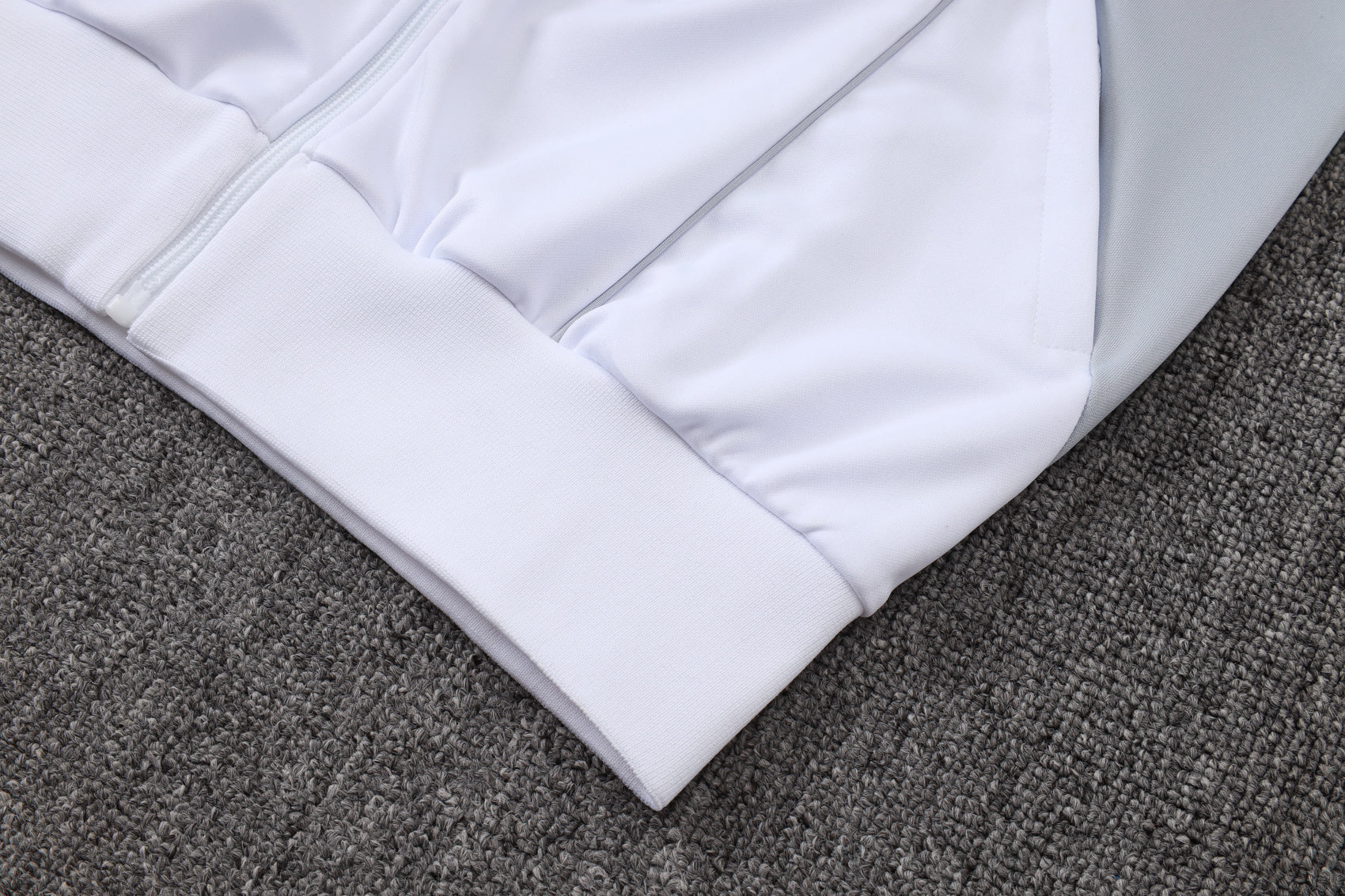 New Real Madrid TrackSuit Complete 1º 25/26