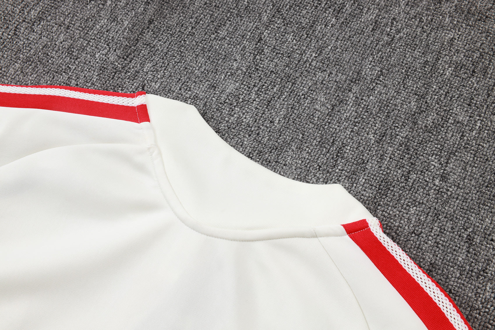 New Bayern Munich TrackSuit 2º Complete Cremallera 26/27