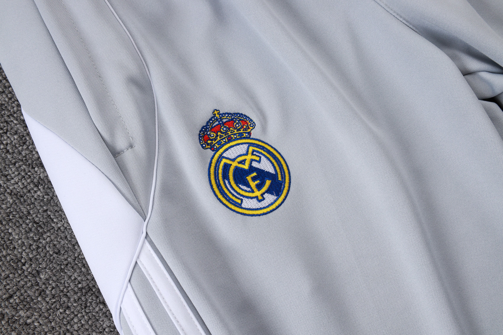 New Real Madrid TrackSuit Complete 1º 25/26
