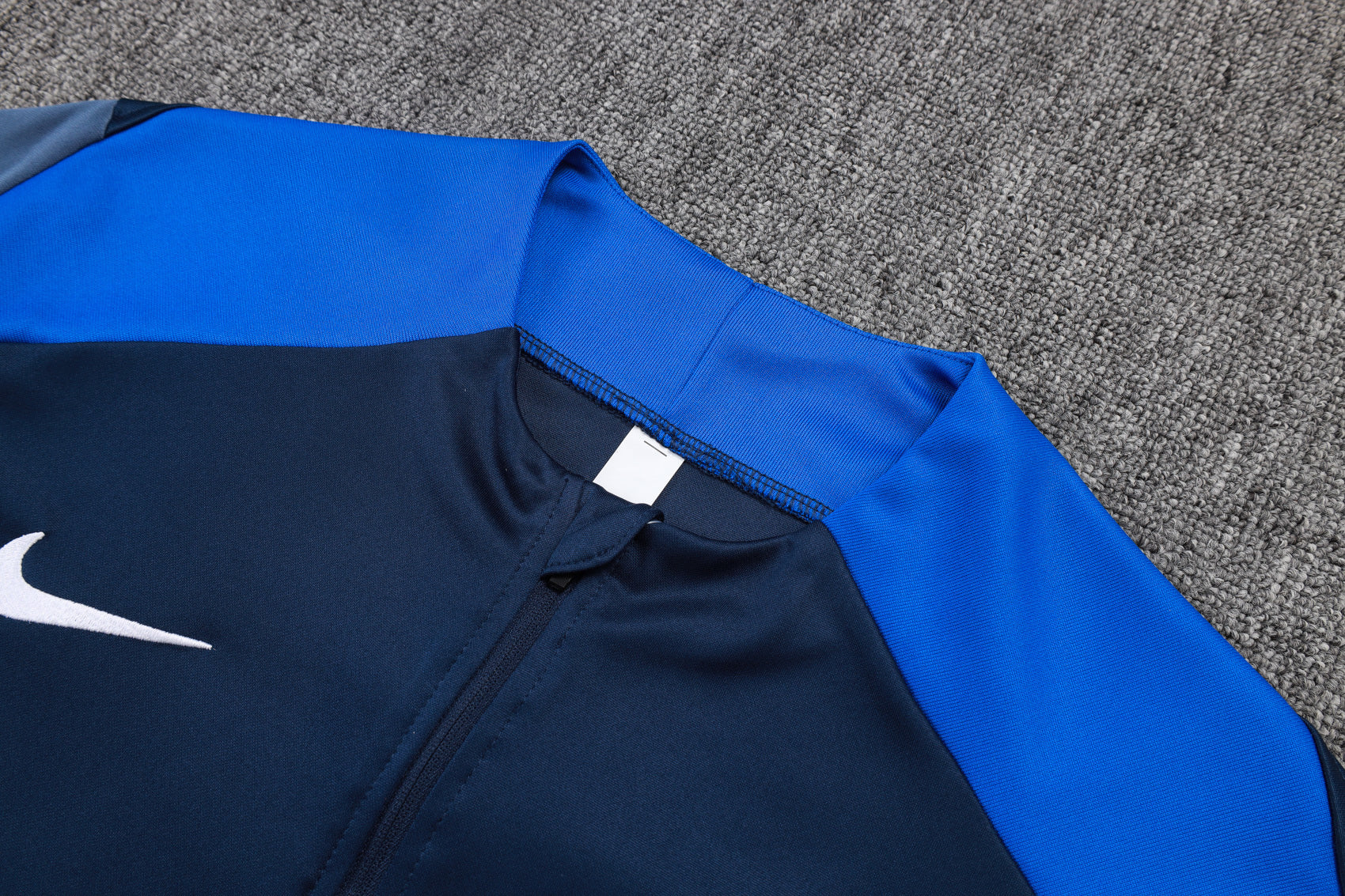 New Paris Saint Germain TrackSuit Complete 25/26