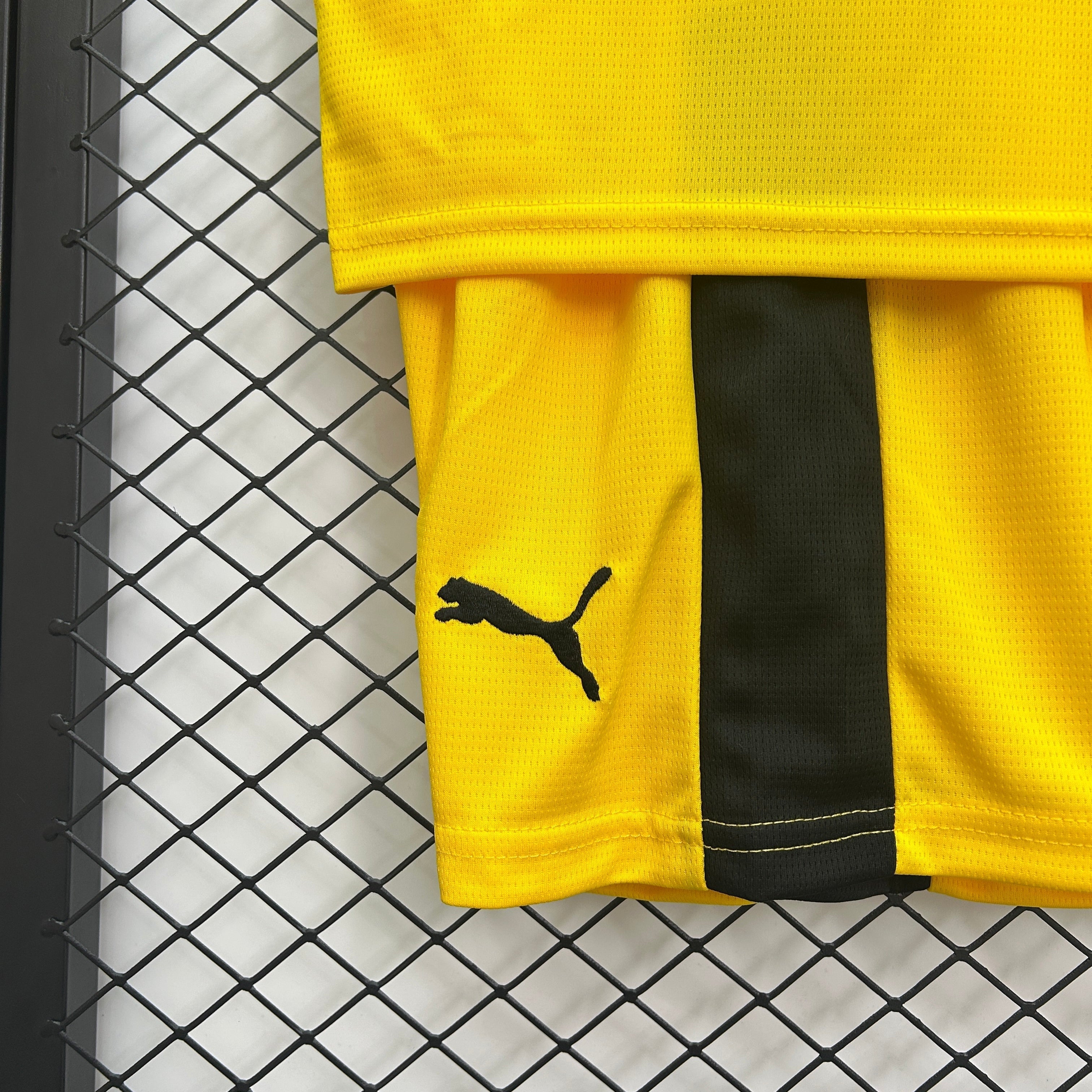 New Conjunto Niño Borussia Dortmund Home 25/26