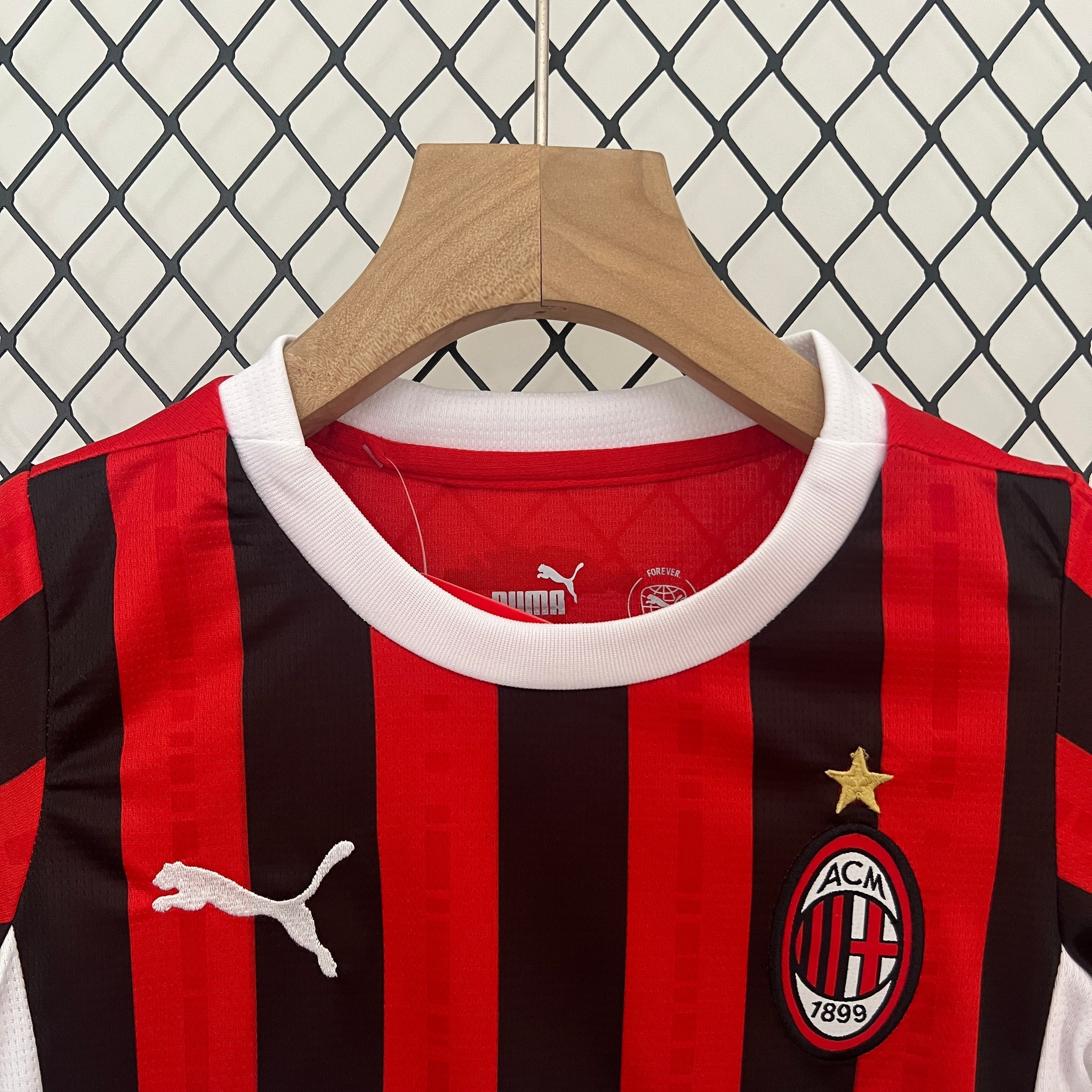 New Conjunto Niño AC Milan 24/25