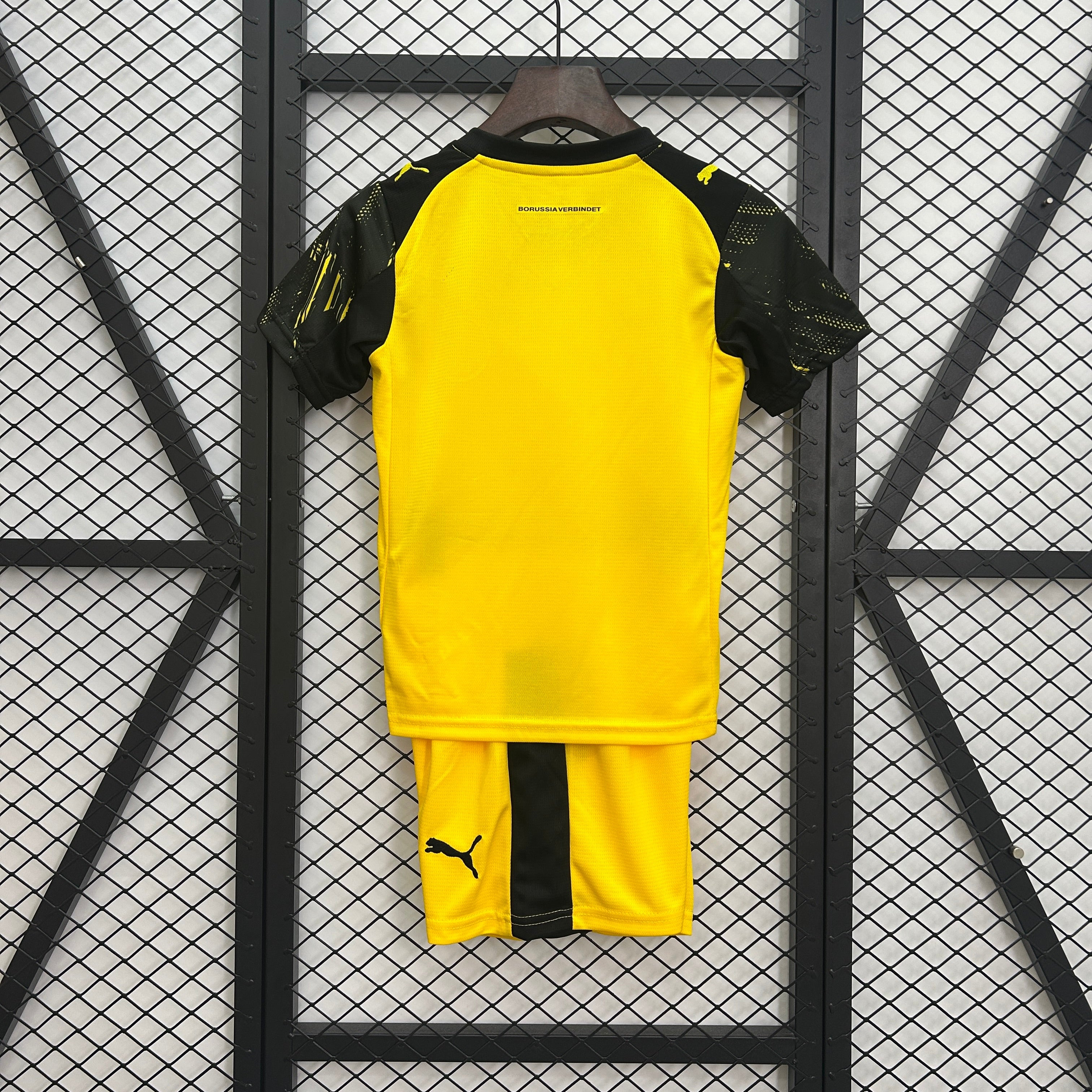 New Conjunto Niño Borussia Dortmund Home 25/26