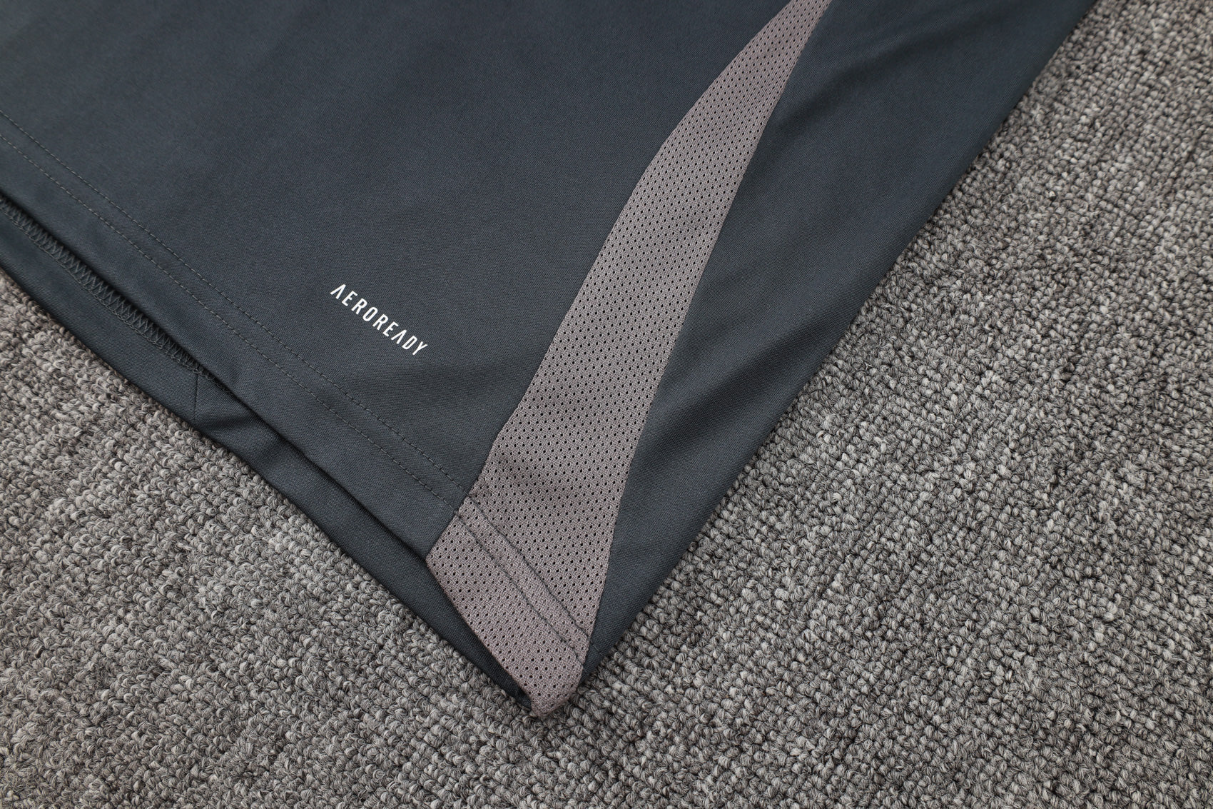 New Real Madrid 6º TrackSuit Corto 24/25