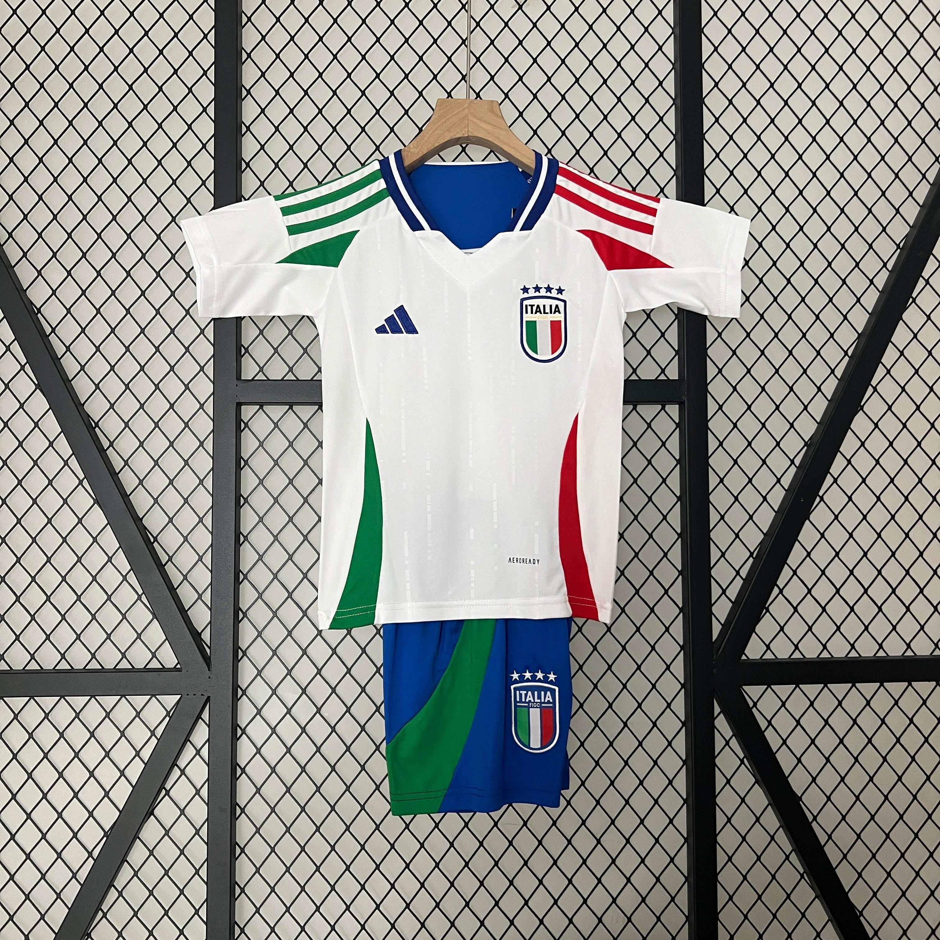 New Conjunto Niño Italia Euro 2024