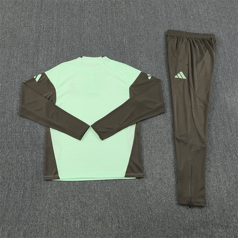 New Real Madrid TrackSuit Complete 25/26 4º