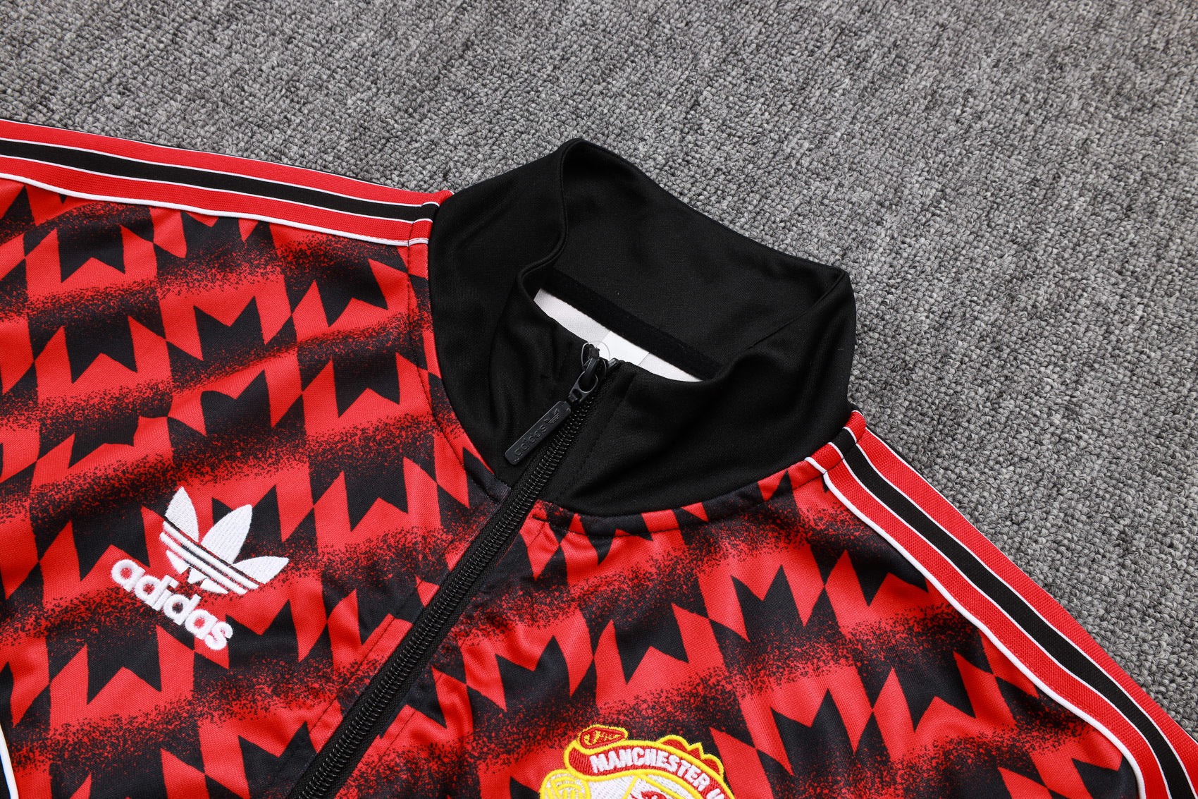 New Manchester United TrackSuit Complete 25/26