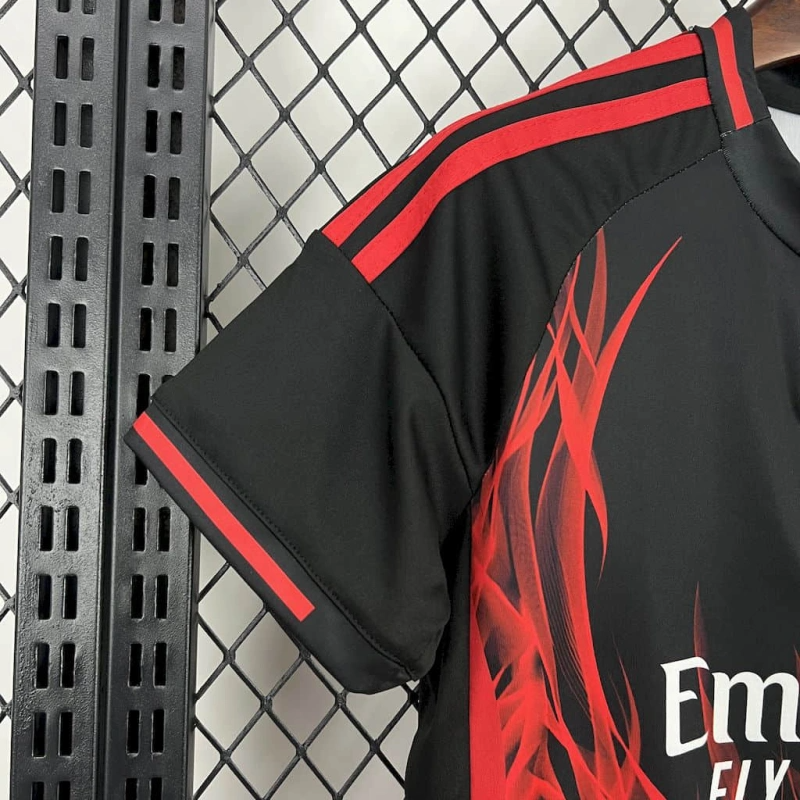 New Conjunto Niño Benfica Special Edition 25/26