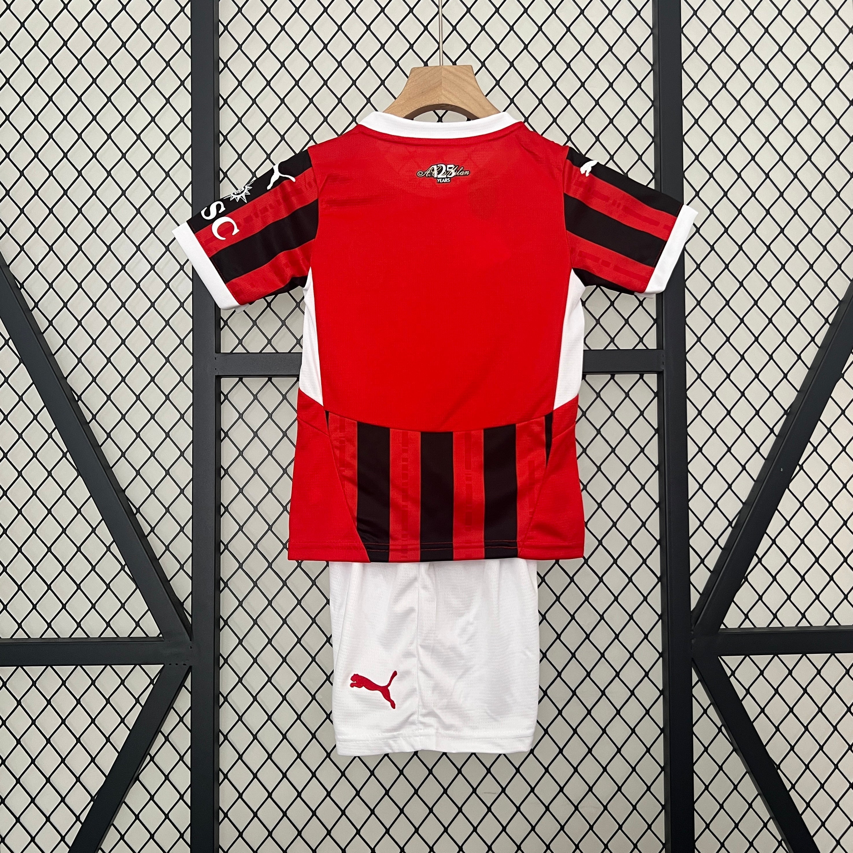 New Conjunto Niño AC Milan 24/25