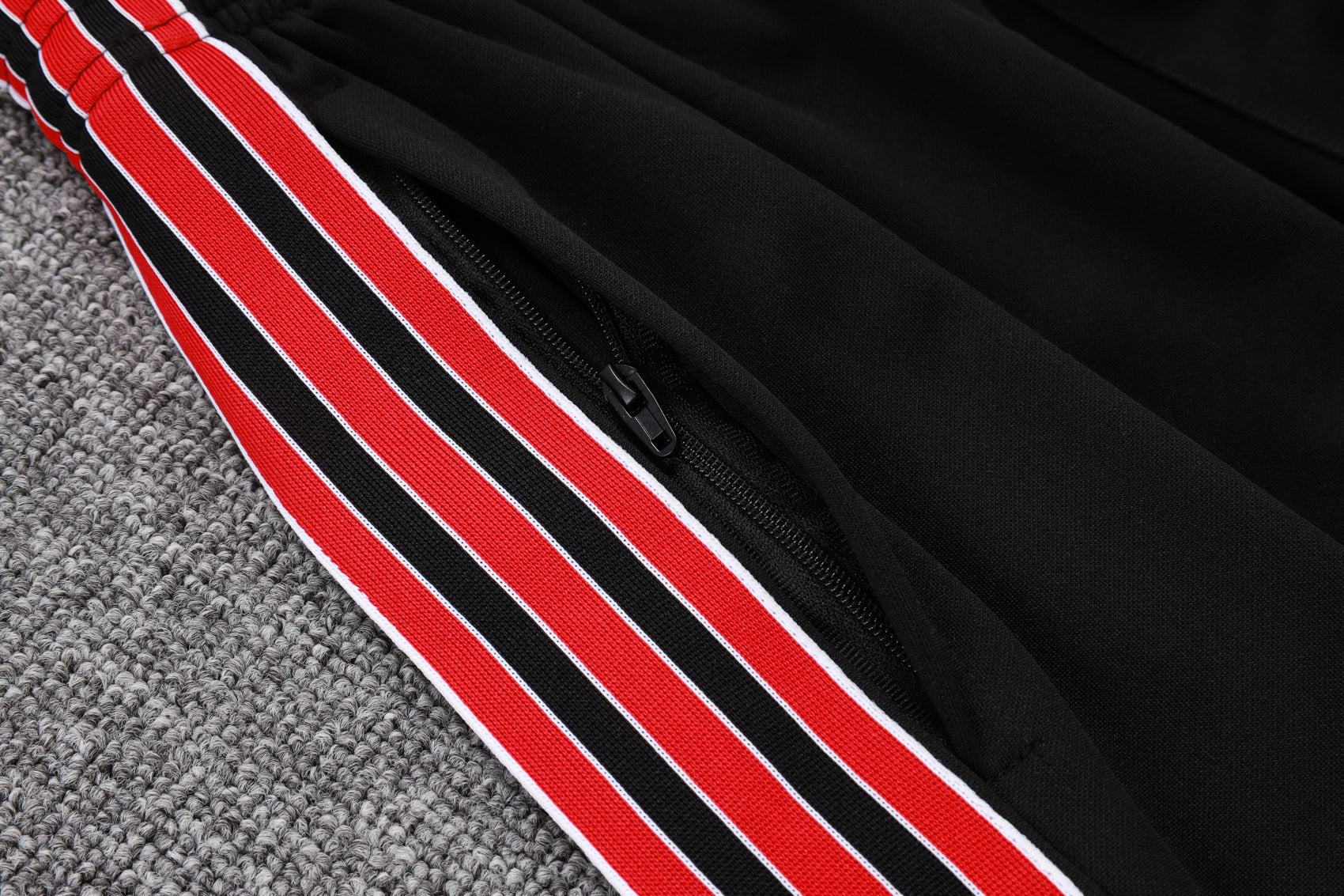 New Manchester United TrackSuit Complete 25/26