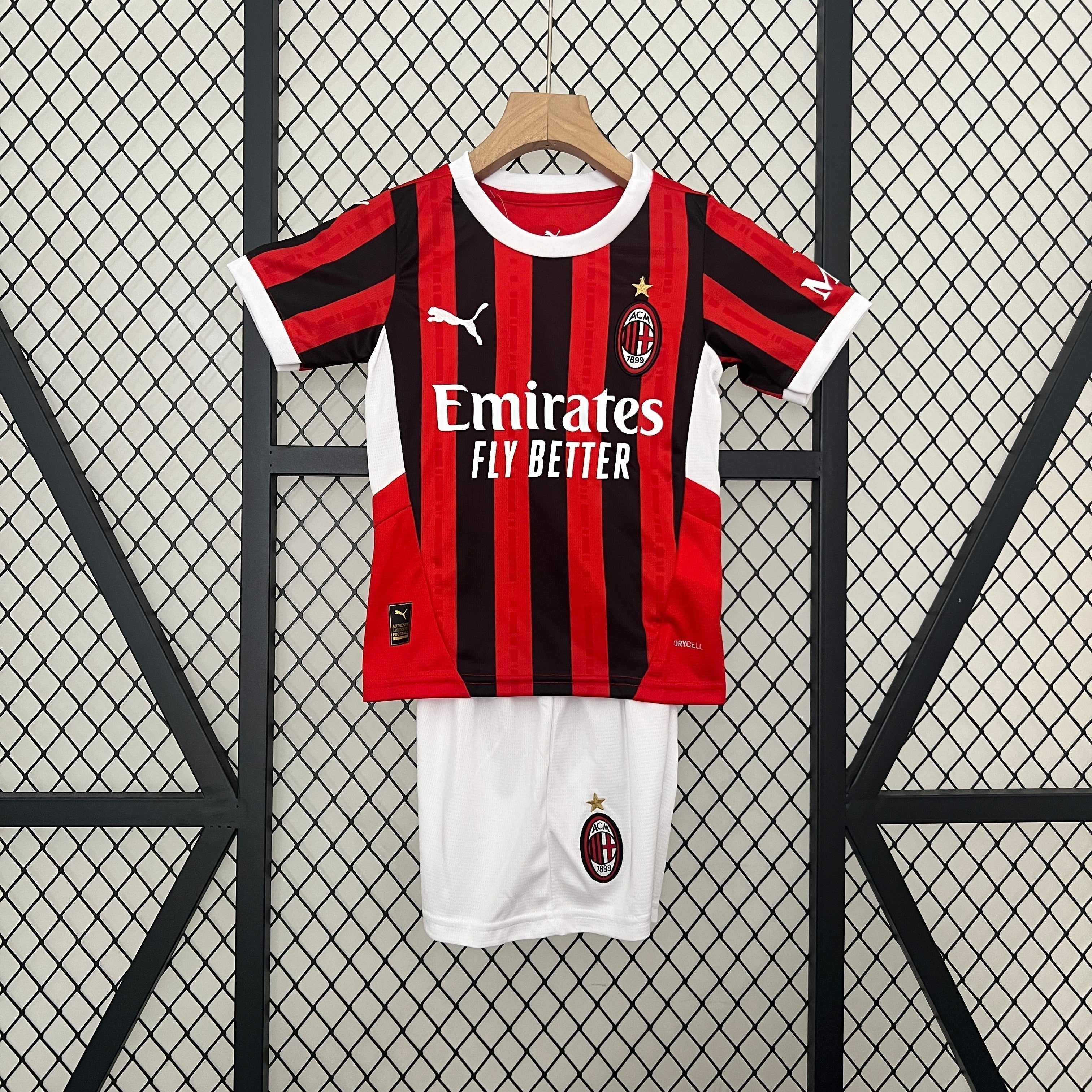 New Conjunto Niño AC Milan 24/25