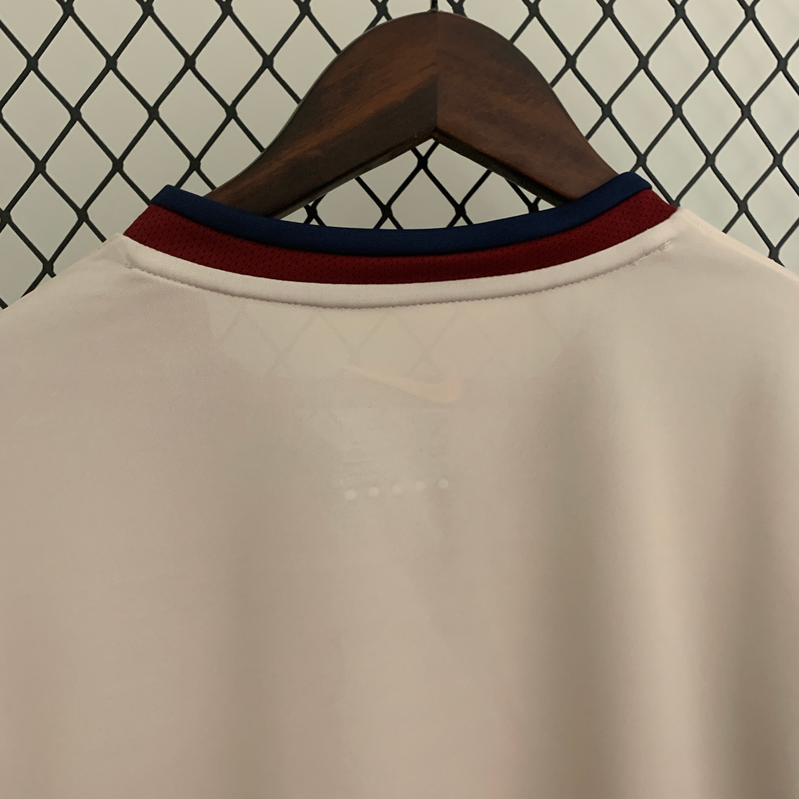 New FC Barcelona Retro Shirt 98/99
