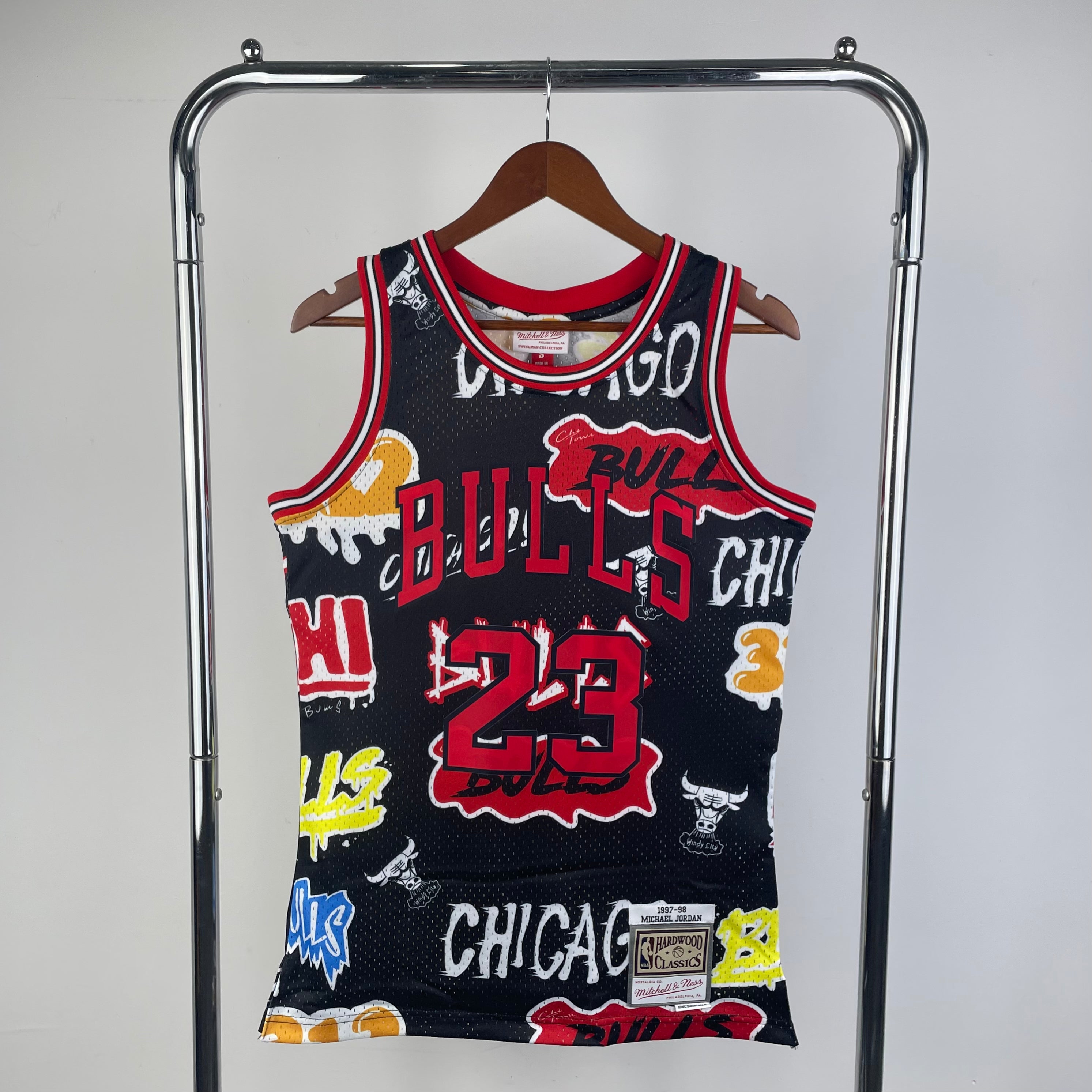 BULLS MICHAEL JORDAN EDITION 1997-98